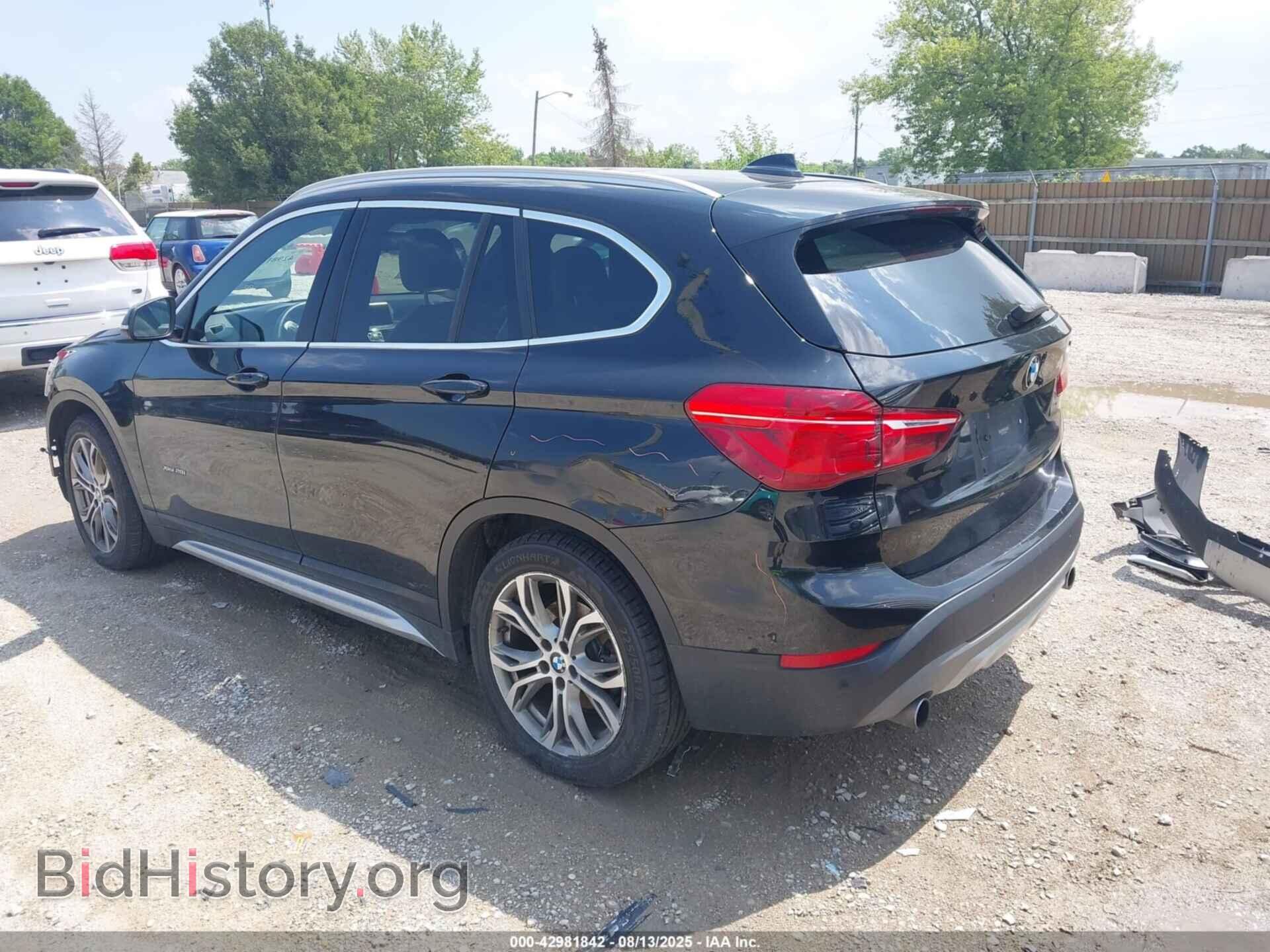 2016 BMW X1 - VIN: WBXHT3C37GP884802 - Фото 3