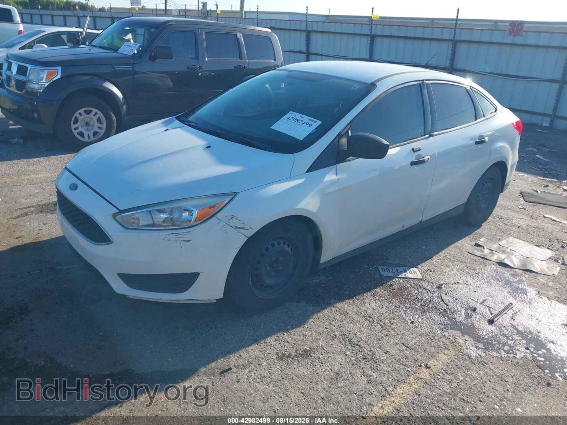 2016 FORD FOCUS - VIN: 1FADP3E28GL393768 - Фото 2
