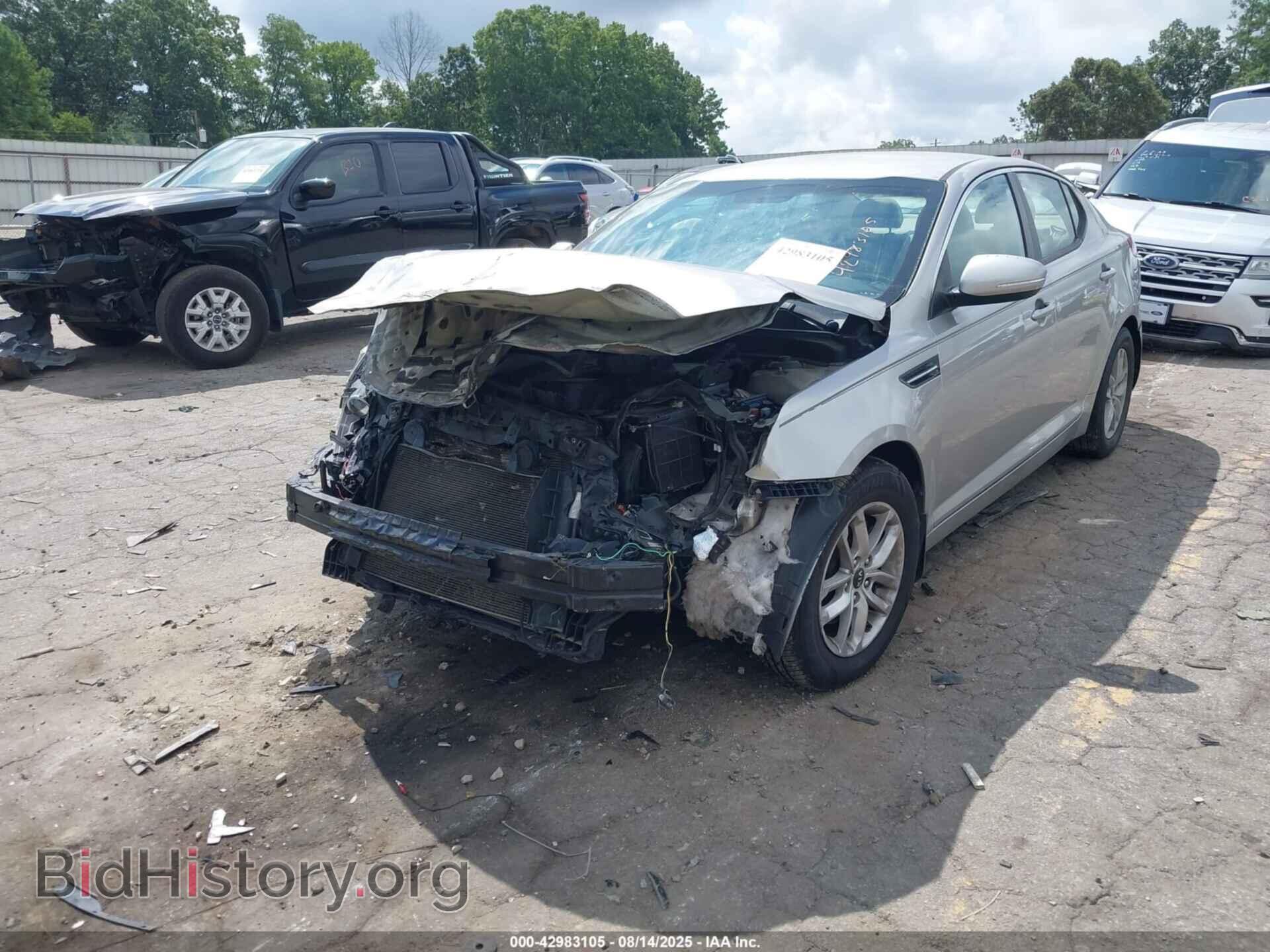 2011 KIA OPTIMA - VIN: KNAGM4A79B5137009 - Photo 2