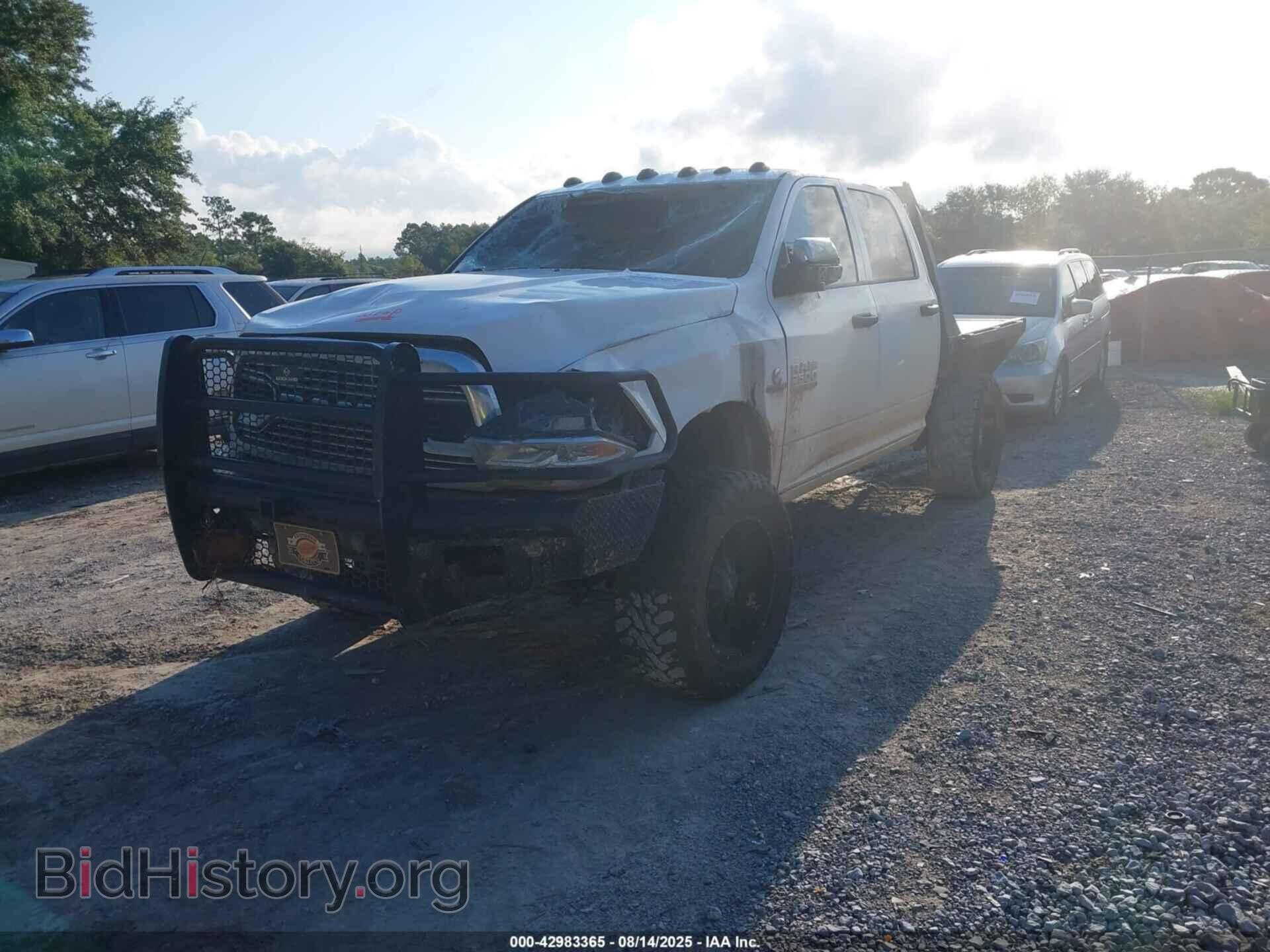 2016 RAM 2500 - VIN: 3C6UR5CL6GG260393 - Фото 2