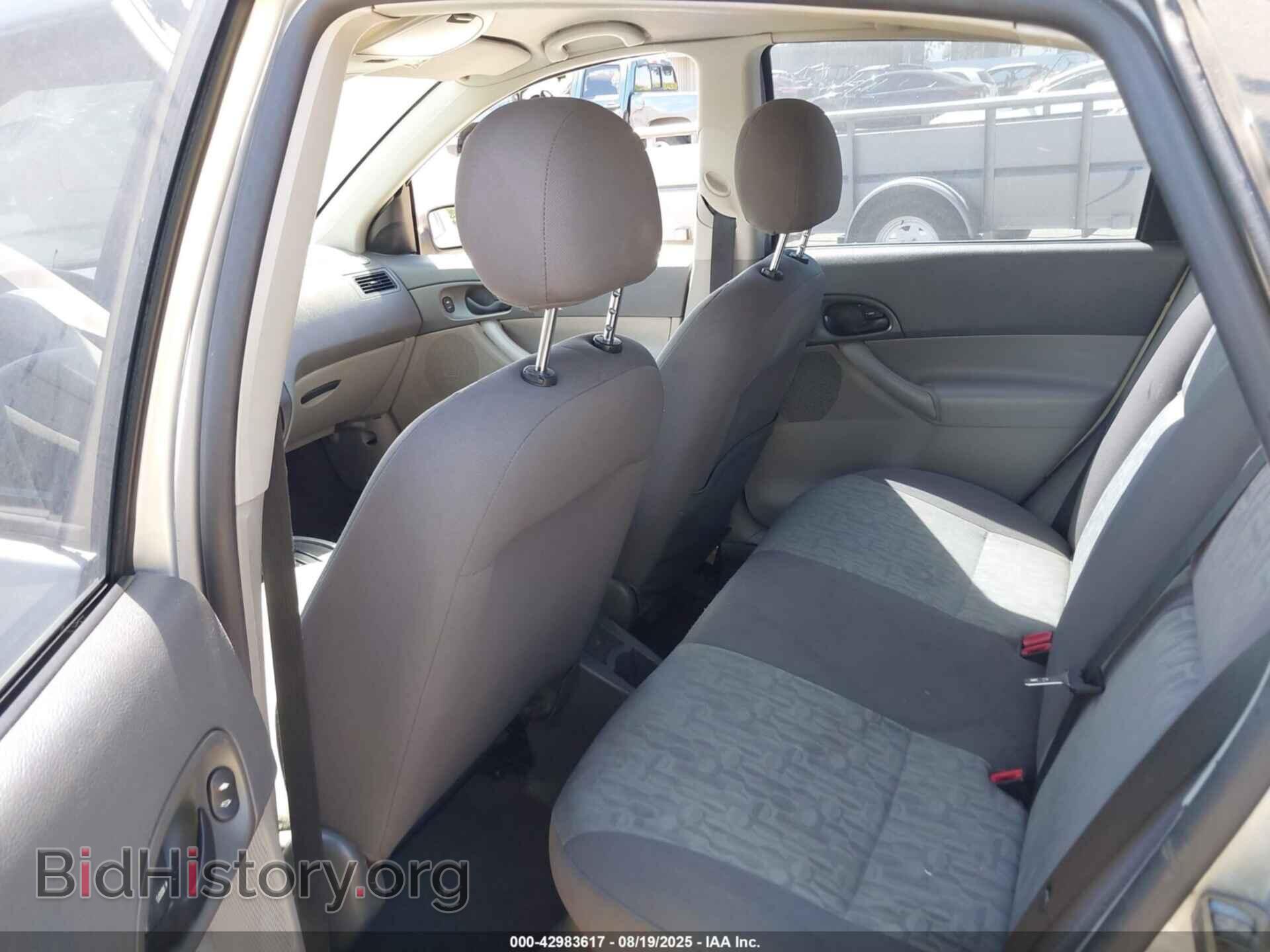 2005 FORD FOCUS - VIN: 1FAFP34N35W257578 - Фото 8