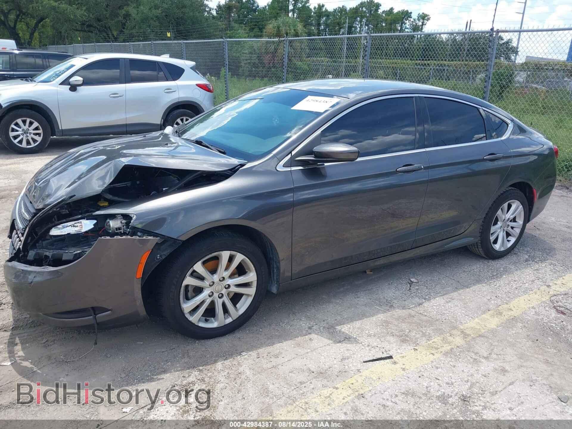 2016 CHRYSLER 200 - VIN: 1C3CCCFB5GN186232 - Фото 2