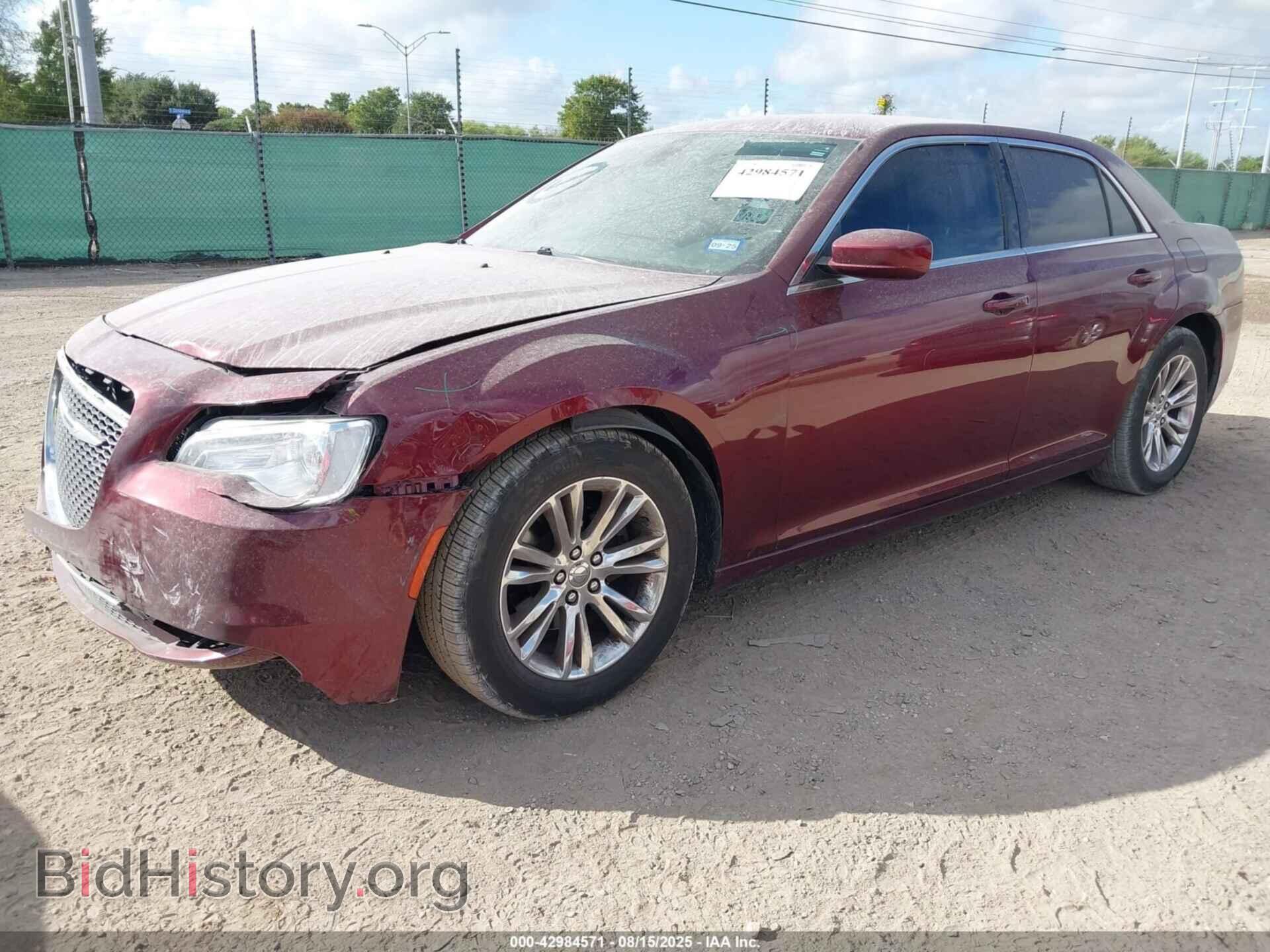 2016 CHRYSLER 300 - VIN: 2C3CCAAG4GH278237 - Фото 2