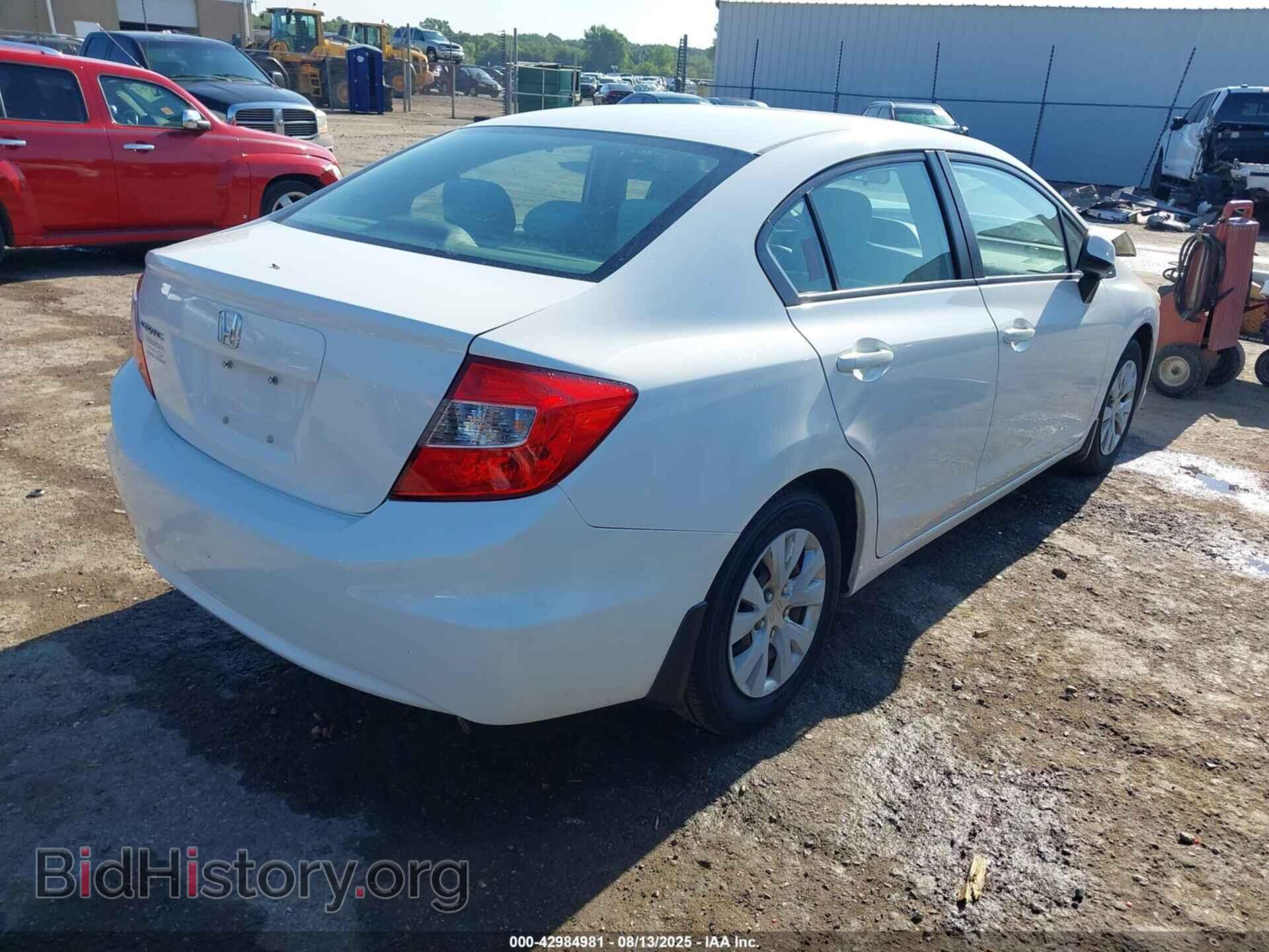 2012 HONDA CIVIC - VIN: 2HGFB2F57CH604066 - Фото 4