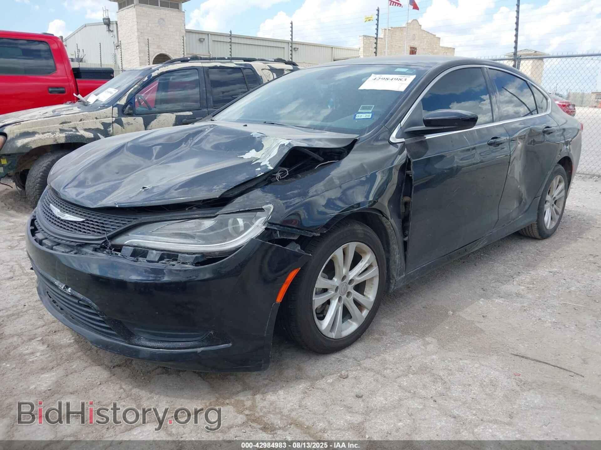 2015 CHRYSLER 200 - VIN: 1C3CCCABXFN675361 - Фото 2