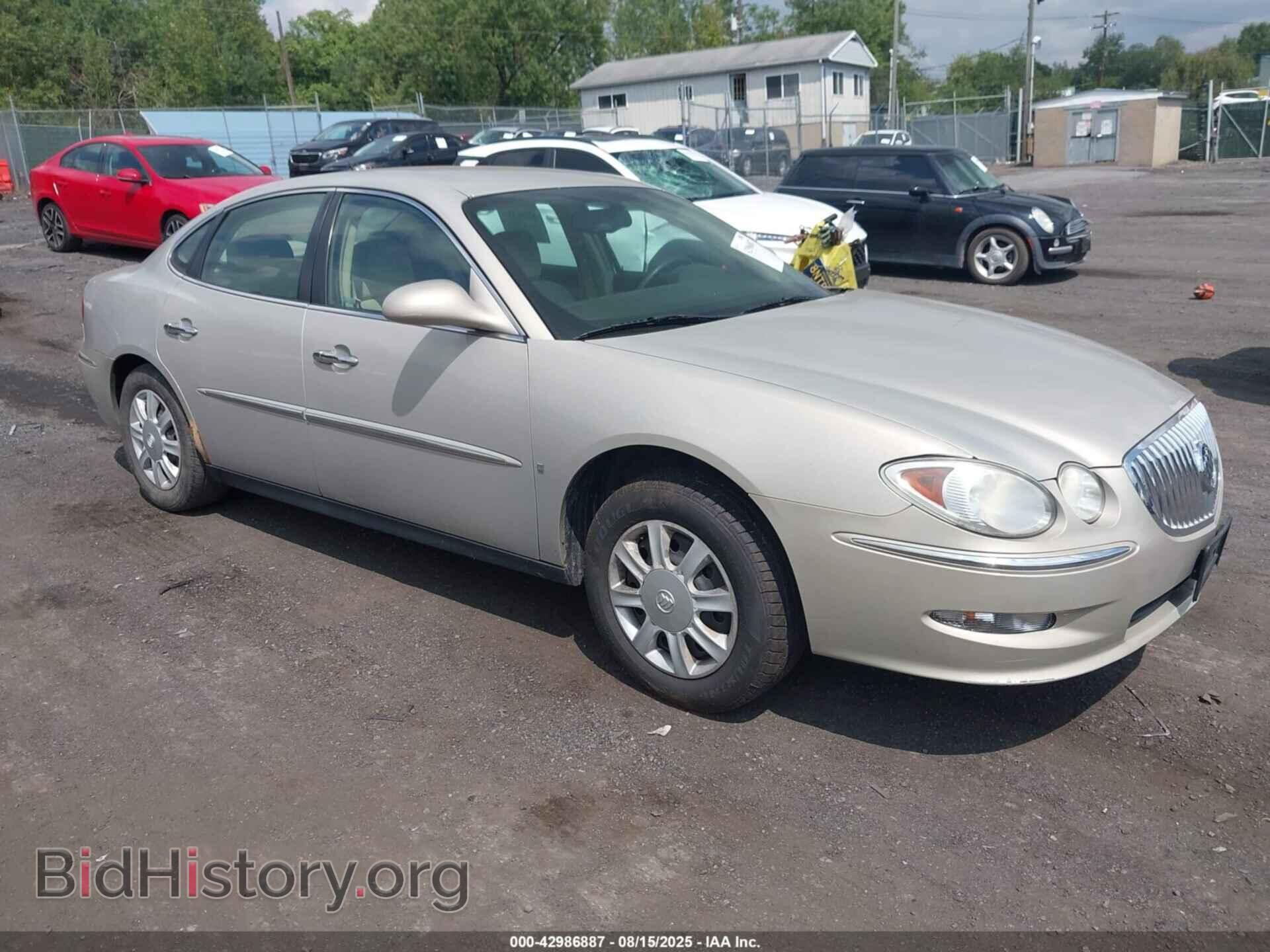 Photo 2G4WC582881185379 - BUICK LACROSSE 2008