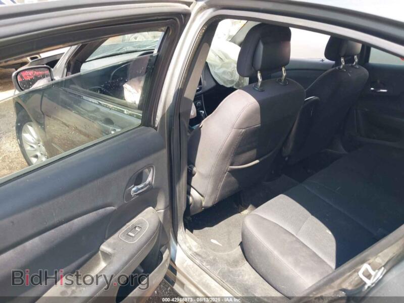2013 Chrysler 200 (VIN 1C3CCBABXDN604717) — photo 8 of 15