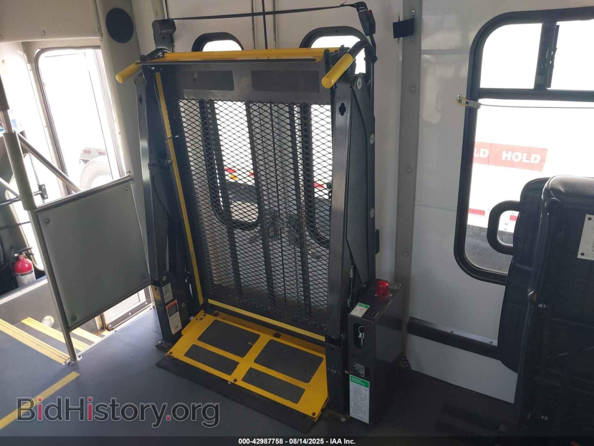 2018 FORD E-450 CUTAWAY - VIN: 1FDFE4FS2JDC06681 - Фото 12