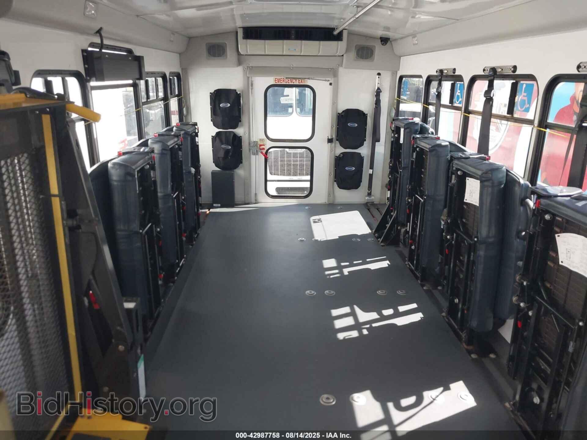 2018 FORD E-450 CUTAWAY - VIN: 1FDFE4FS2JDC06681 - Фото 7