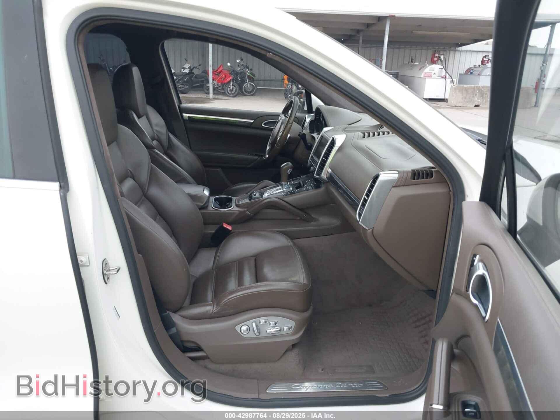 2011 PORSCHE CAYENNE - VIN: WP1AC2A25BLA81472 - Фото 5