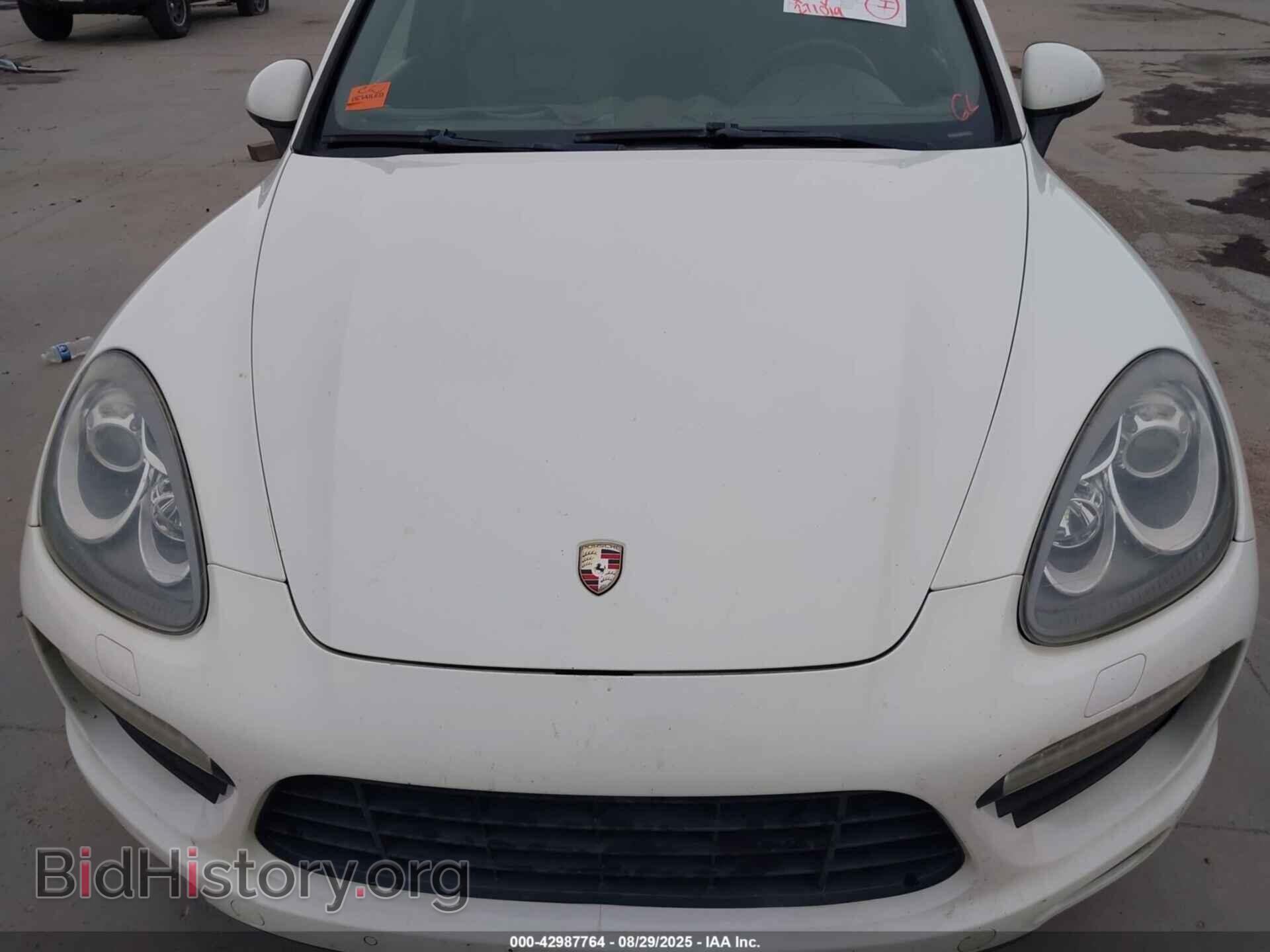2011 PORSCHE CAYENNE - VIN: WP1AC2A25BLA81472 - Фото 10