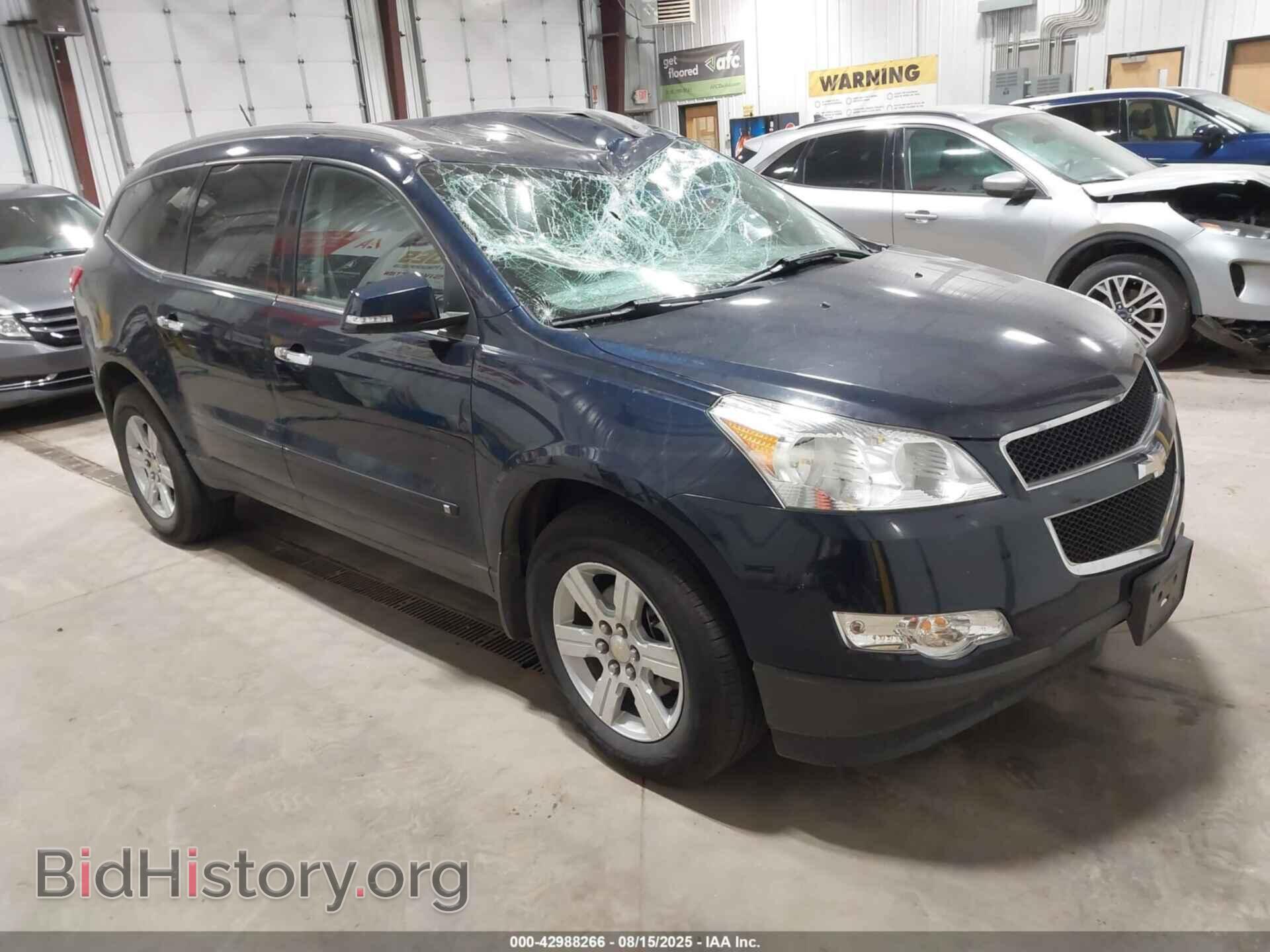 Фотография 1GNLVFED7AS111140 - CHEVROLET TRAVERSE 2010
