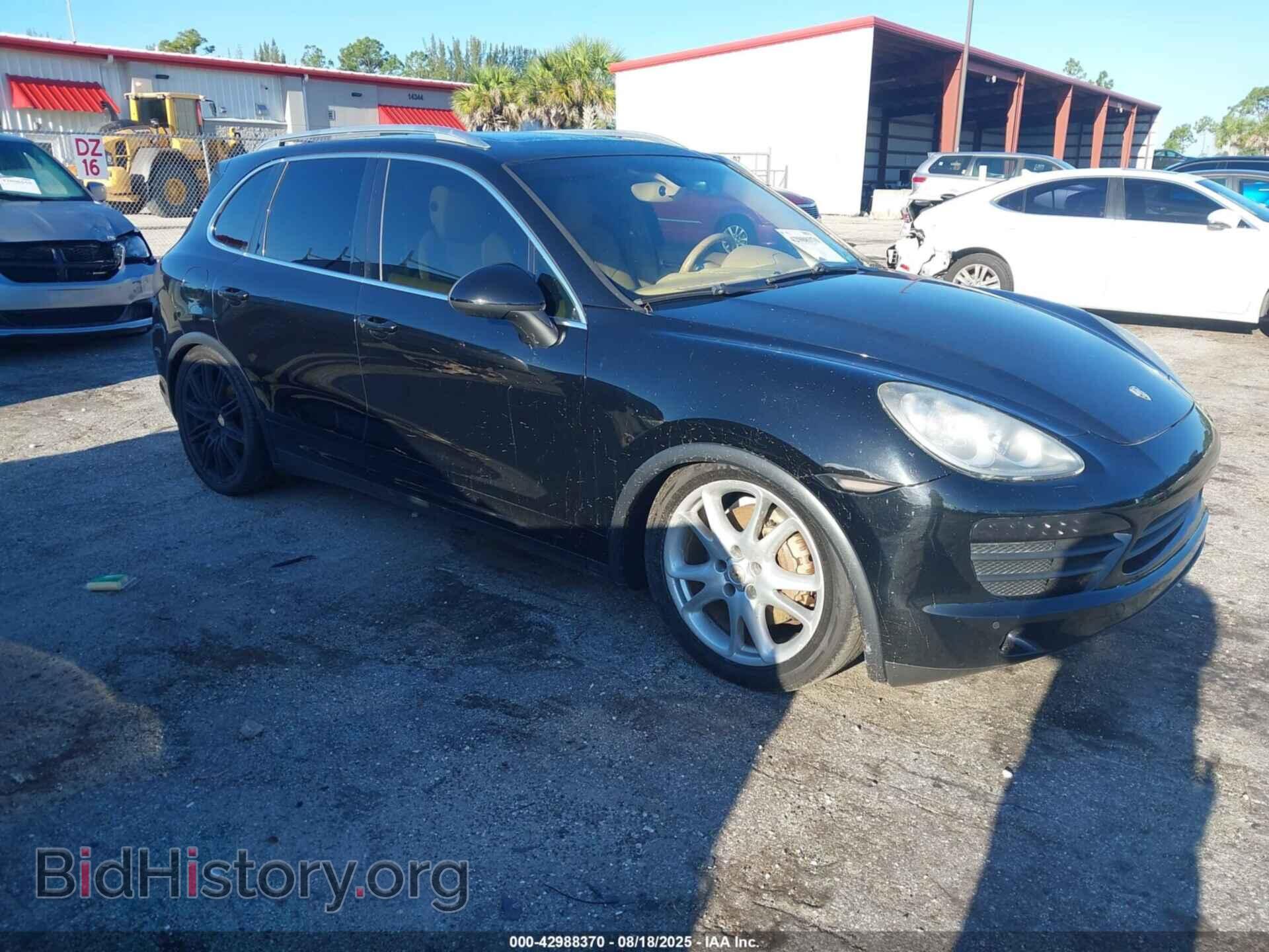 Photo WP1AB2A28BLA54494 - PORSCHE CAYENNE 2011