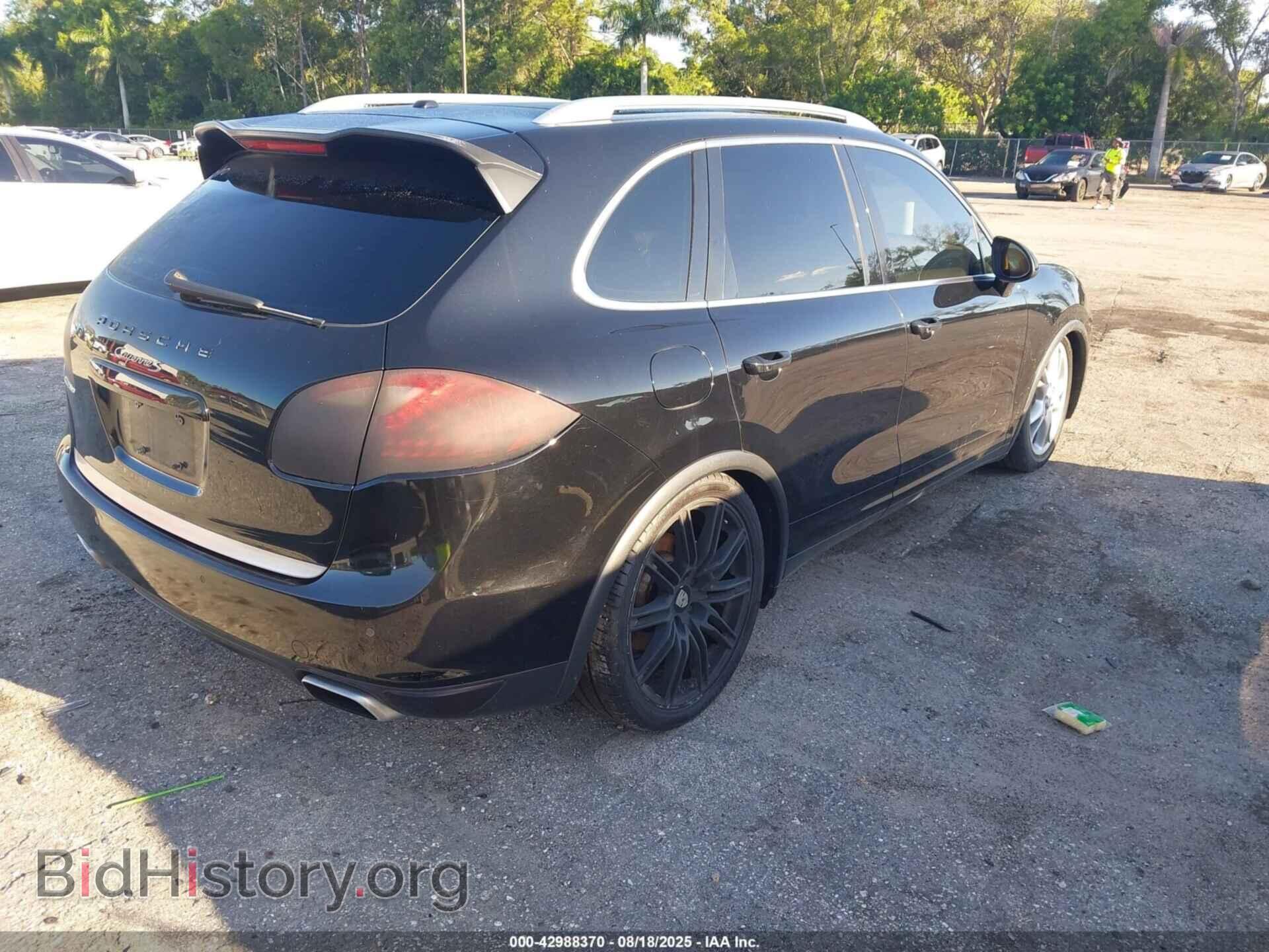 2011 PORSCHE CAYENNE - VIN: WP1AB2A28BLA54494 - Фото 4