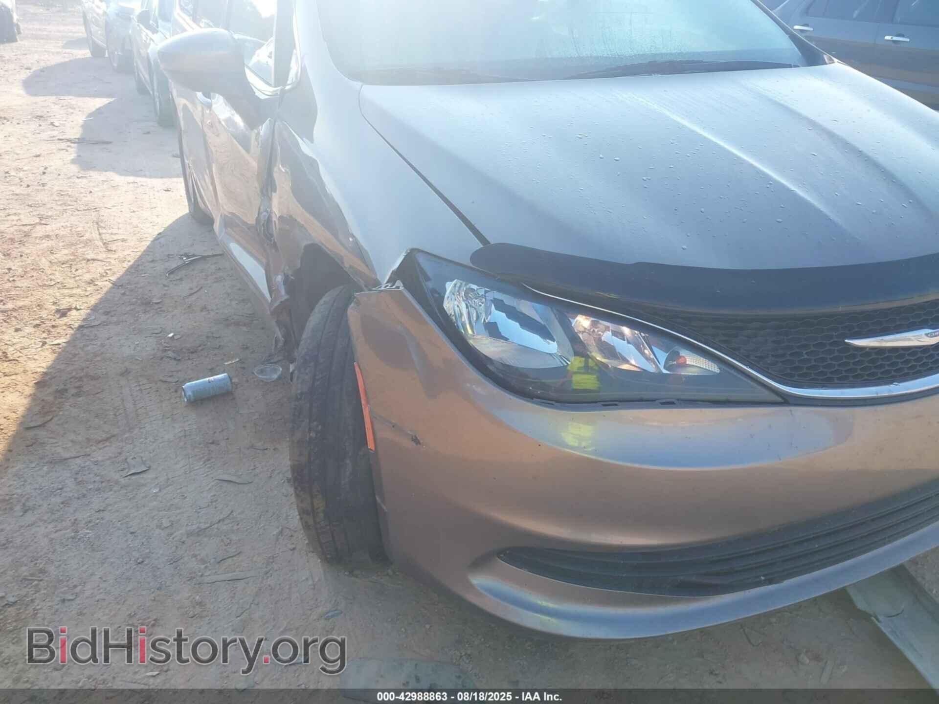 2017 CHRYSLER PACIFICA - VIN: 2C4RC1DGXHR729815 - Фото 6