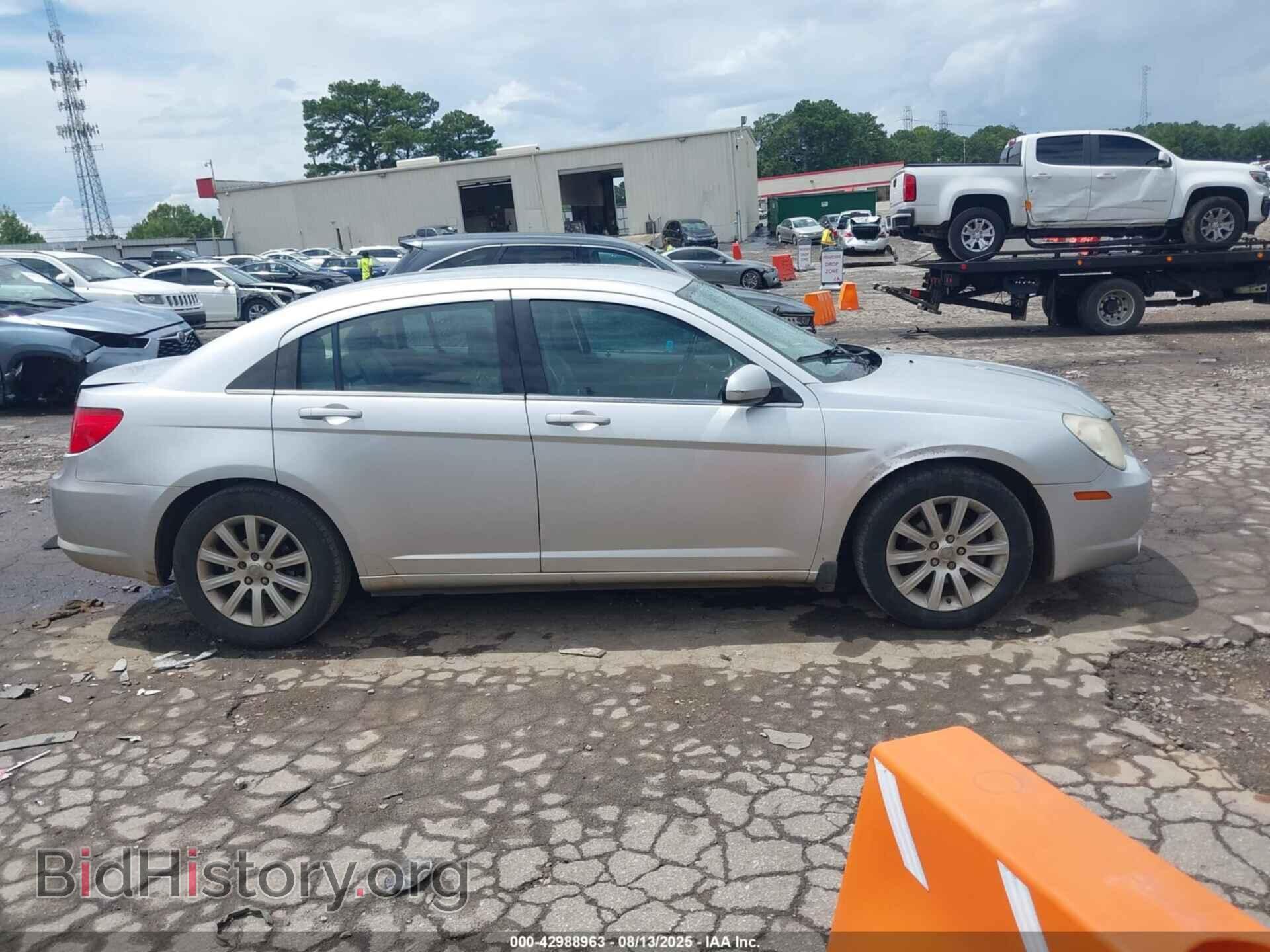 2010 CHRYSLER SEBRING - VIN: 1C3CC5FB5AN225937 - Фото 13