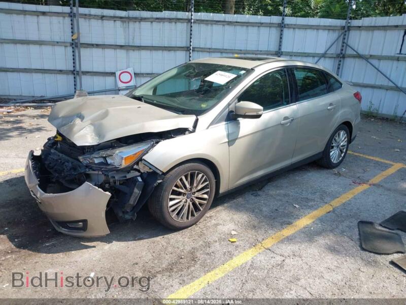 2017 Ford FOCUS (VIN 1FADP3J28HL331830) — photo 2 of 17