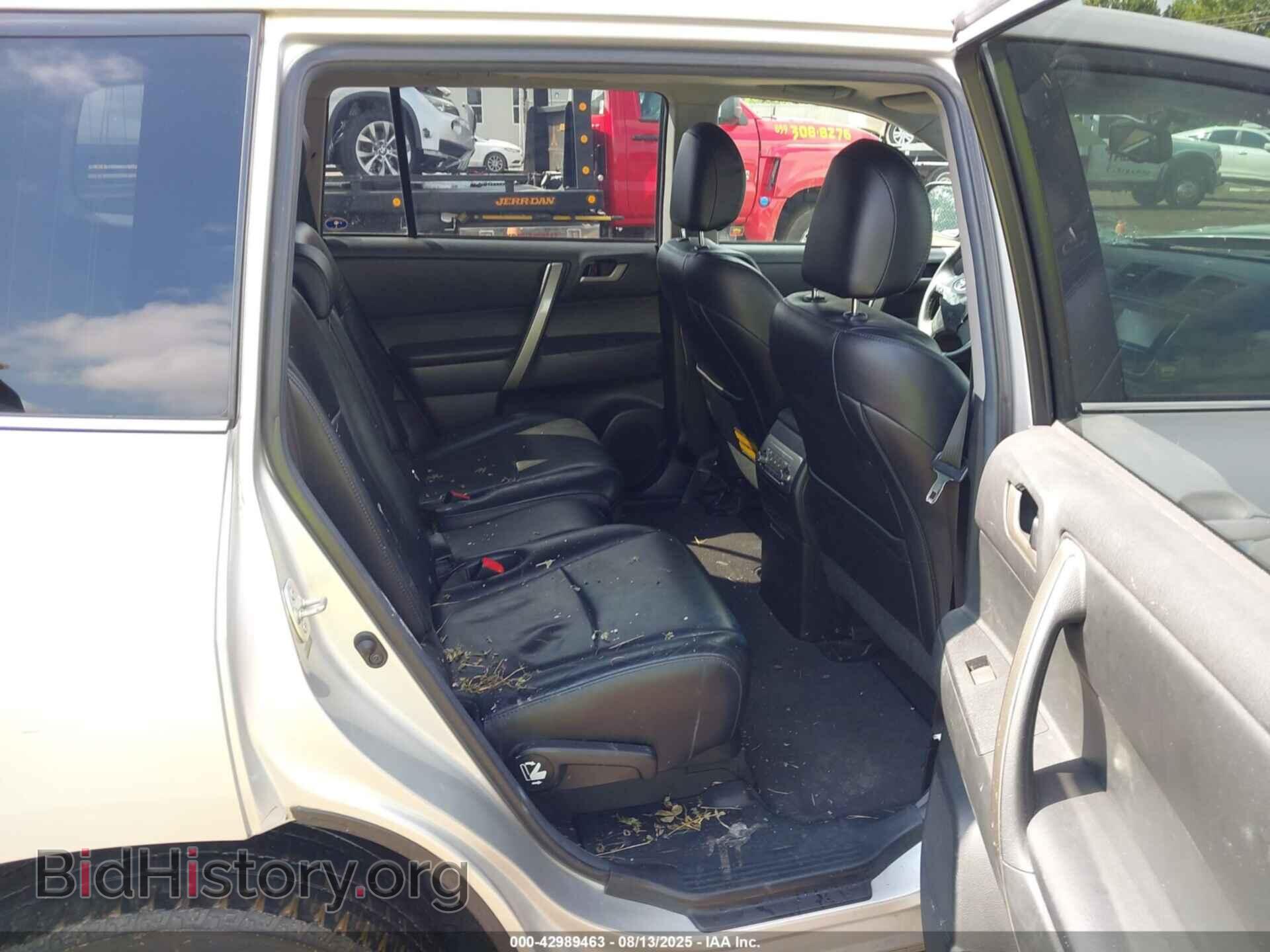 2013 TOYOTA HIGHLANDER - VIN: 5TDBK3EH8DS252259 - Фото 8
