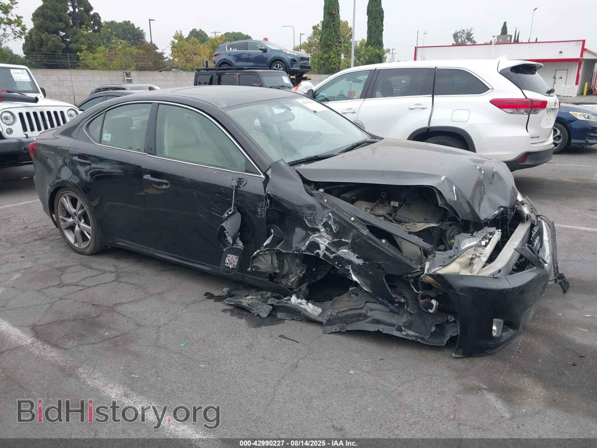 Фотография JTHBE5C29A5023719 - LEXUS IS 350 2010