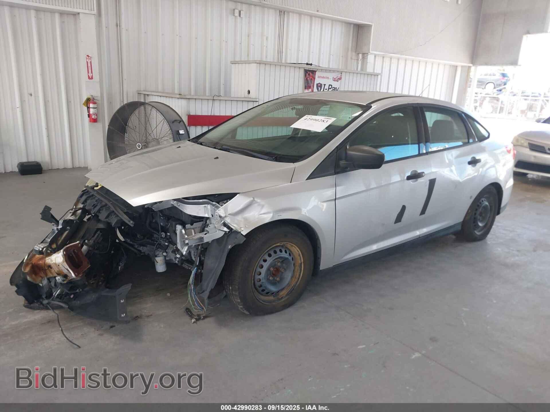 2016 FORD FOCUS - VIN: 1FADP3E23GL291651 - Фото 2