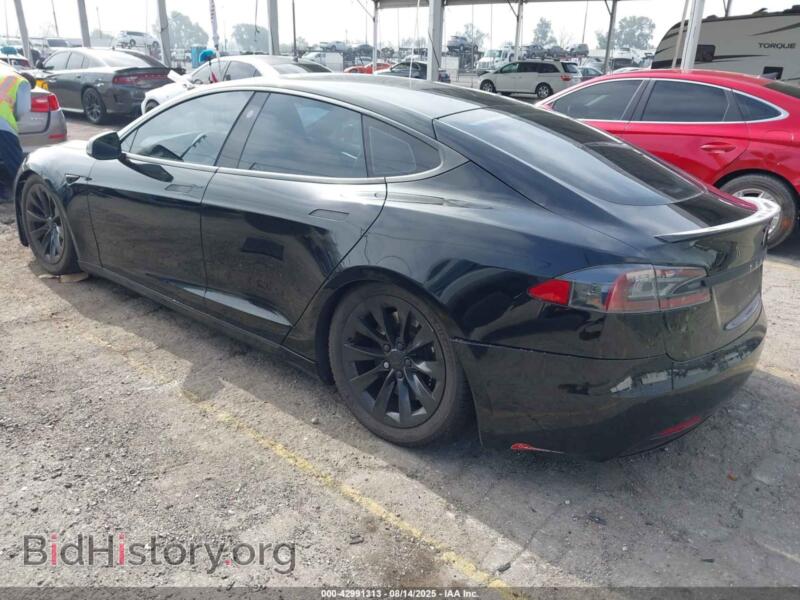 2016 Tesla MODEL S (VIN 5YJSA1E14GF176672) — photo 3 of 16