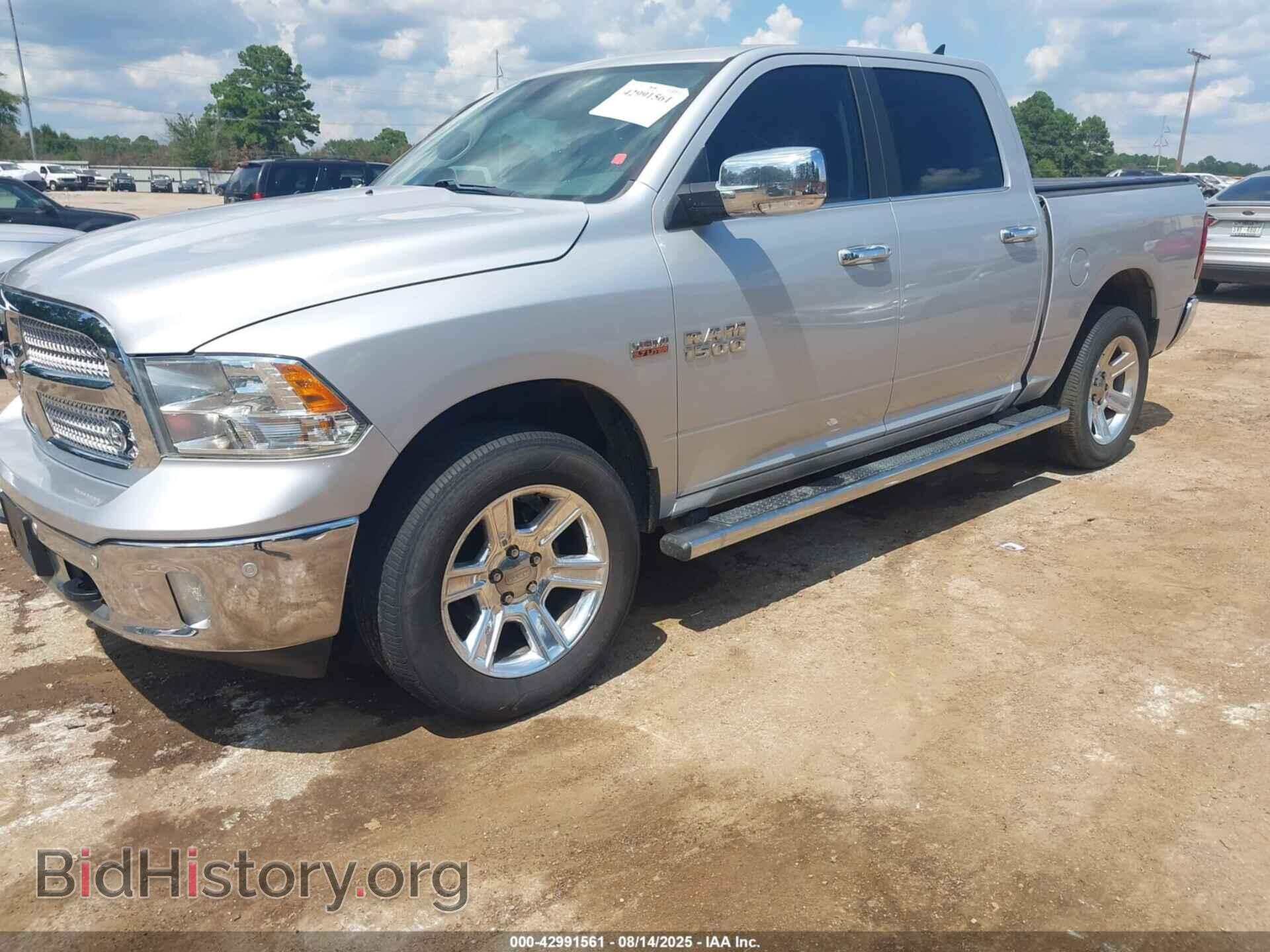 2018 RAM 1500 - VIN: 1C6RR7LT7JS279021 - Photo 2