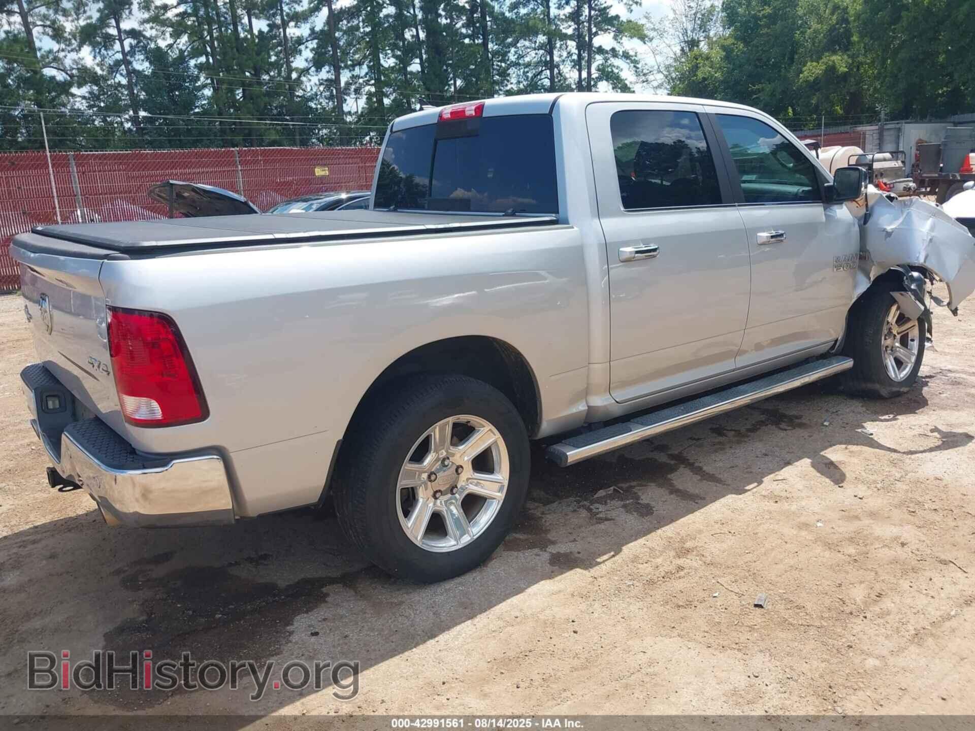 2018 RAM 1500 - VIN: 1C6RR7LT7JS279021 - Photo 4