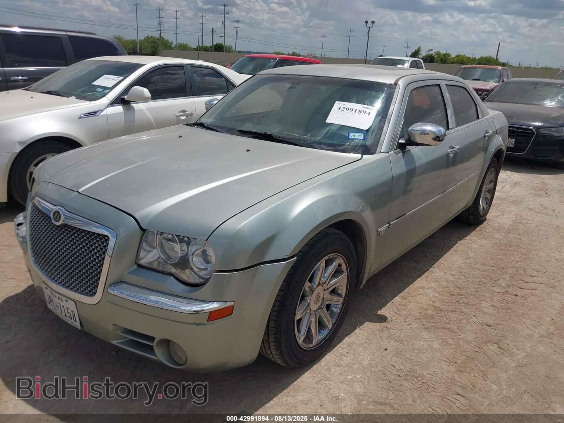2005 CHRYSLER 300C - VIN: 2C3AA63H45H657106 - Photo 2