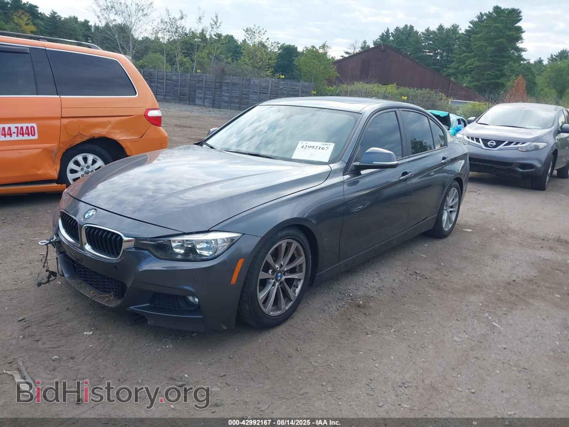 2016 BMW 320I - VIN: WBA8A3C52GK551955 - Фото 2