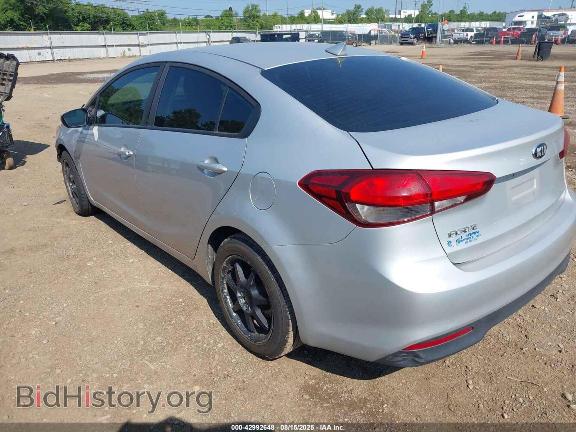 2017 KIA FORTE - VIN: 3KPFK4A77HE028758 - Фото 3