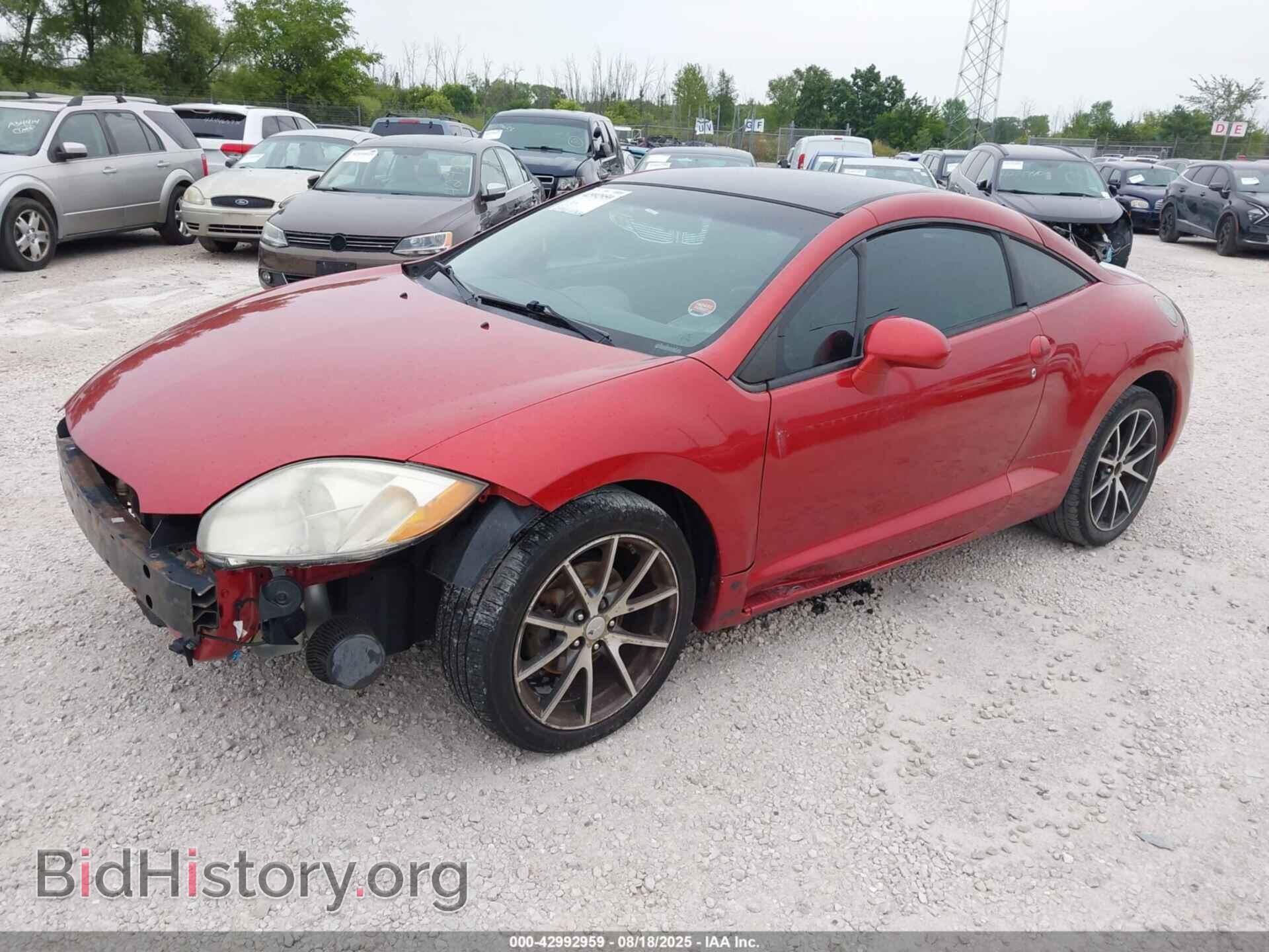 2011 MITSUBISHI ECLIPSE - VIN: 4A31K5DF0BE004370 - Photo 2