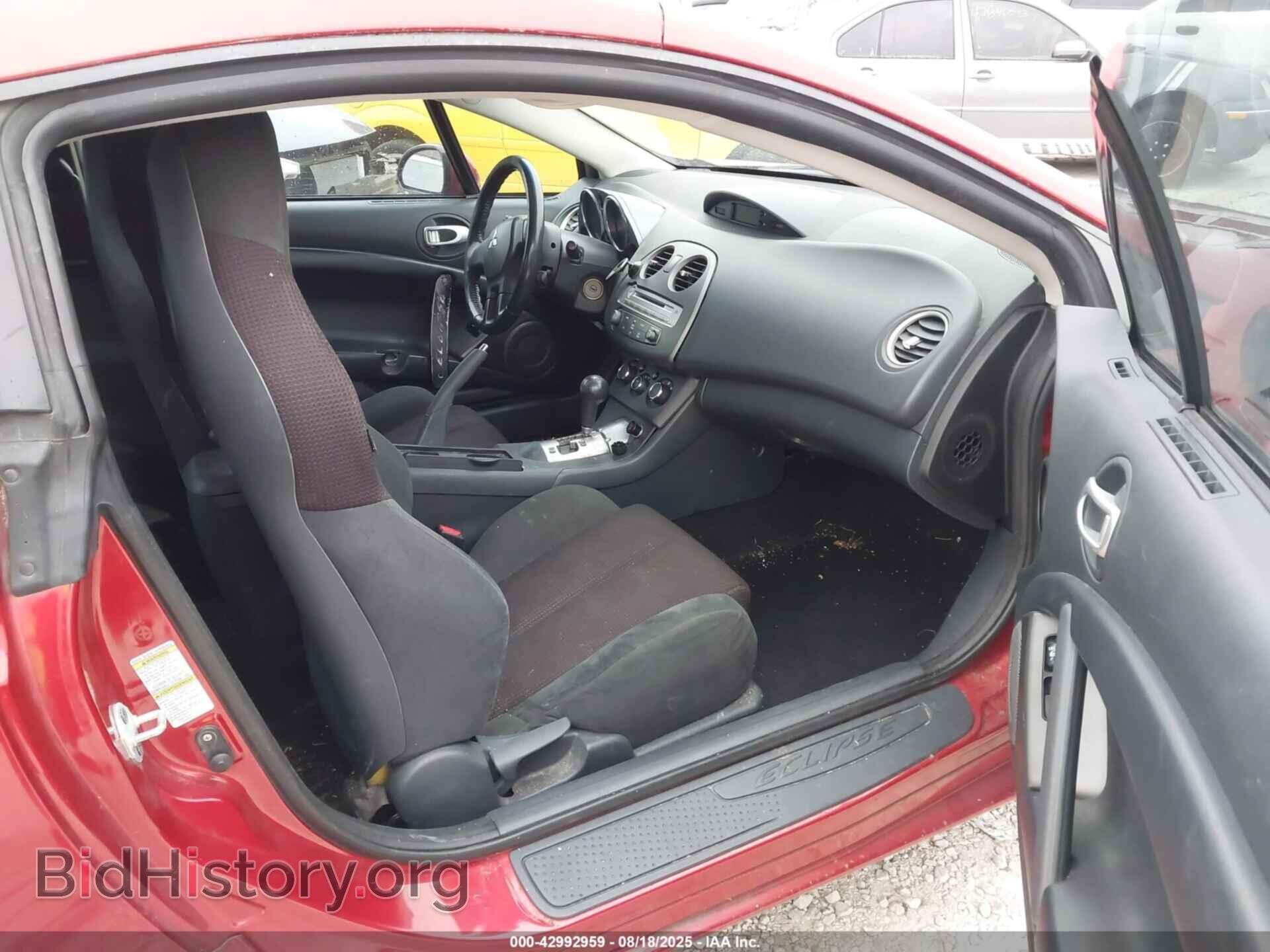 2011 MITSUBISHI ECLIPSE - VIN: 4A31K5DF0BE004370 - Photo 5