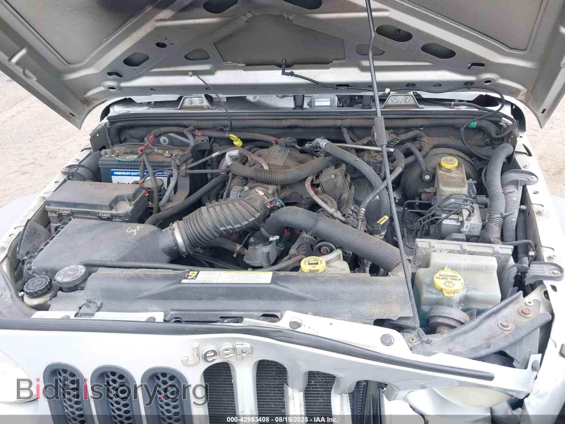 2011 JEEP WRANGLER - VIN: 1J4AA2D10BL528892 - Фото 10