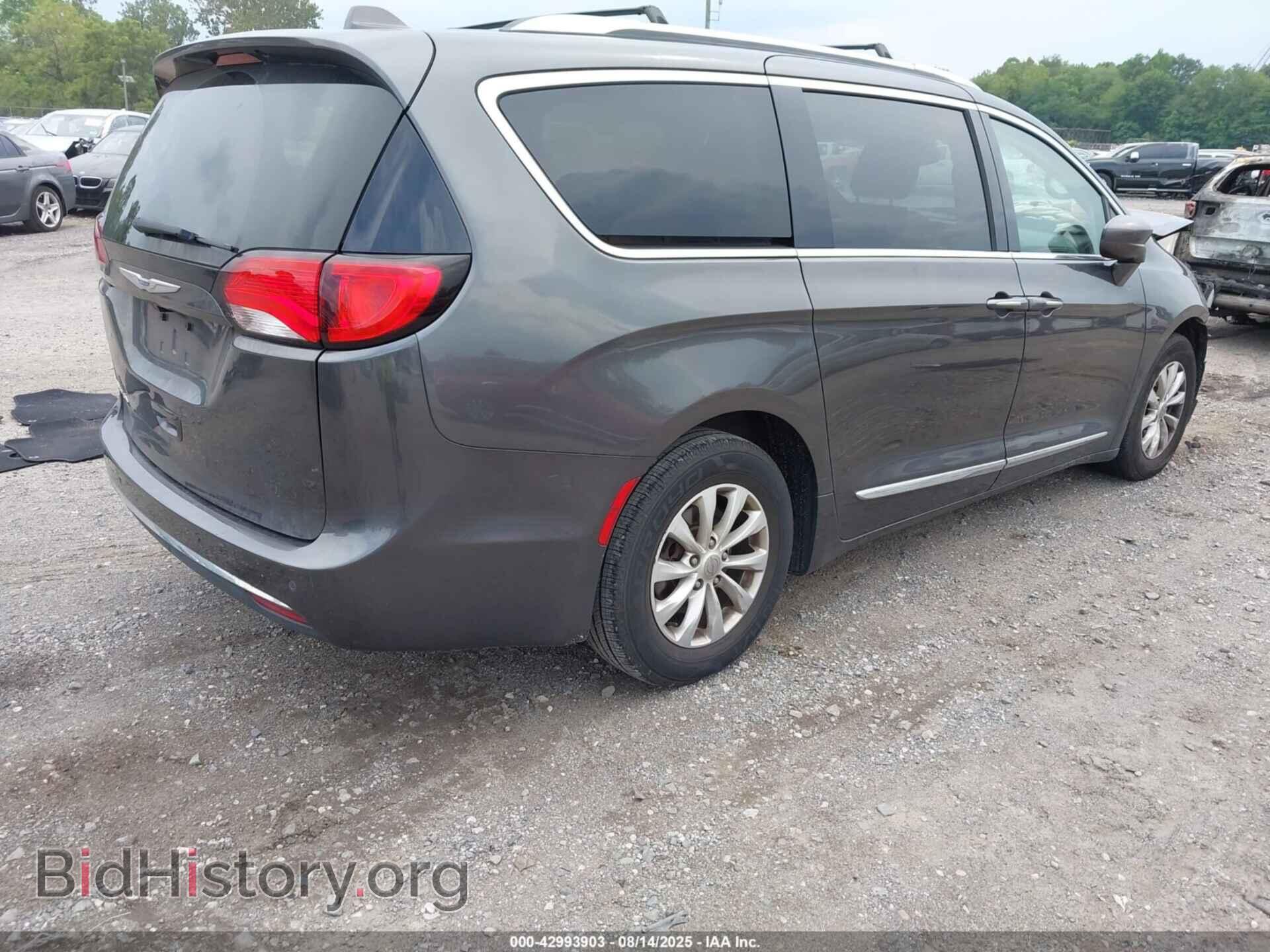 2018 CHRYSLER PACIFICA - VIN: 2C4RC1BG5JR257287 - Фото 4