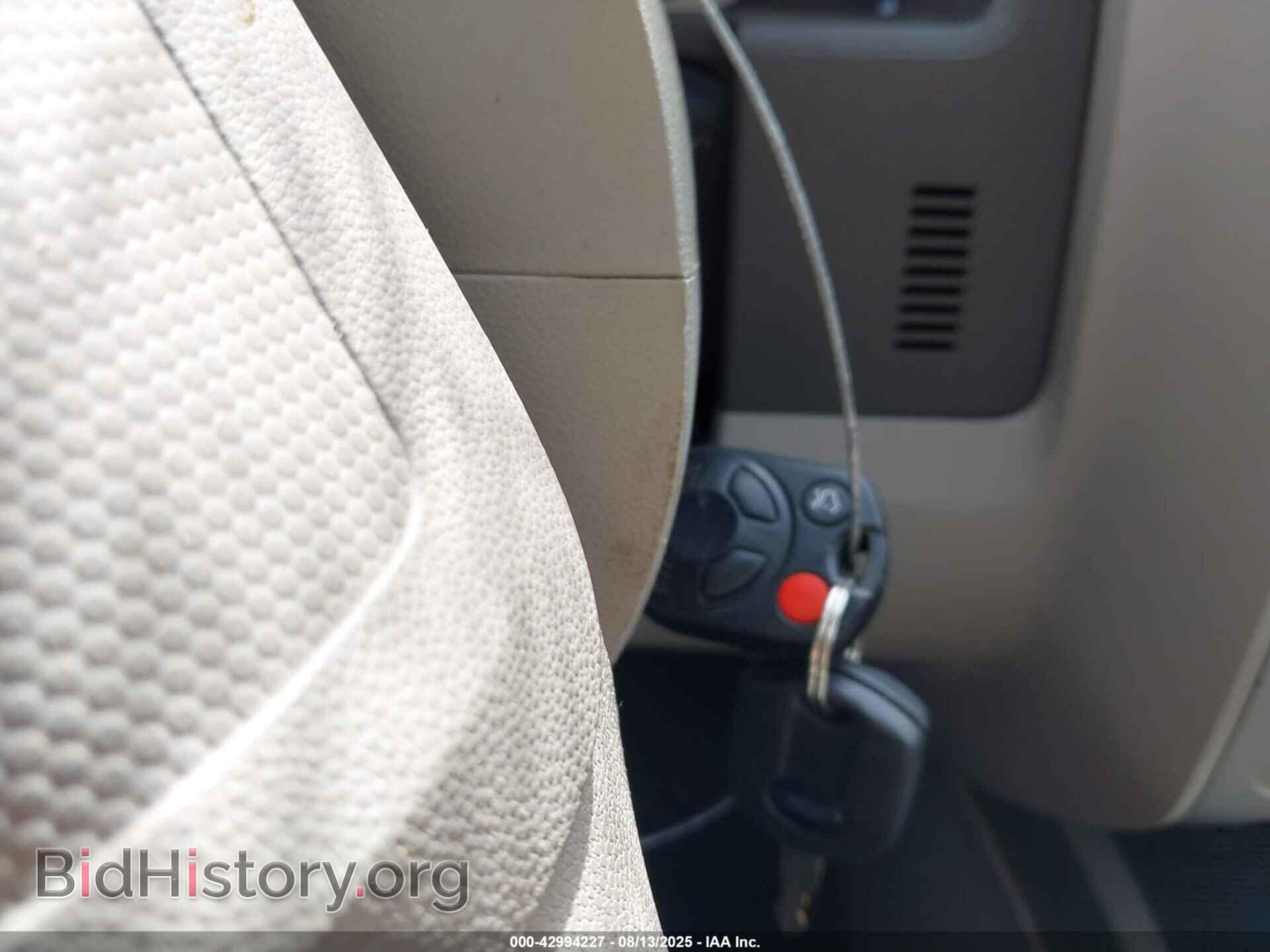 2009 FORD ESCAPE - VIN: 1FMCU93G29KB61560 - Фото 11