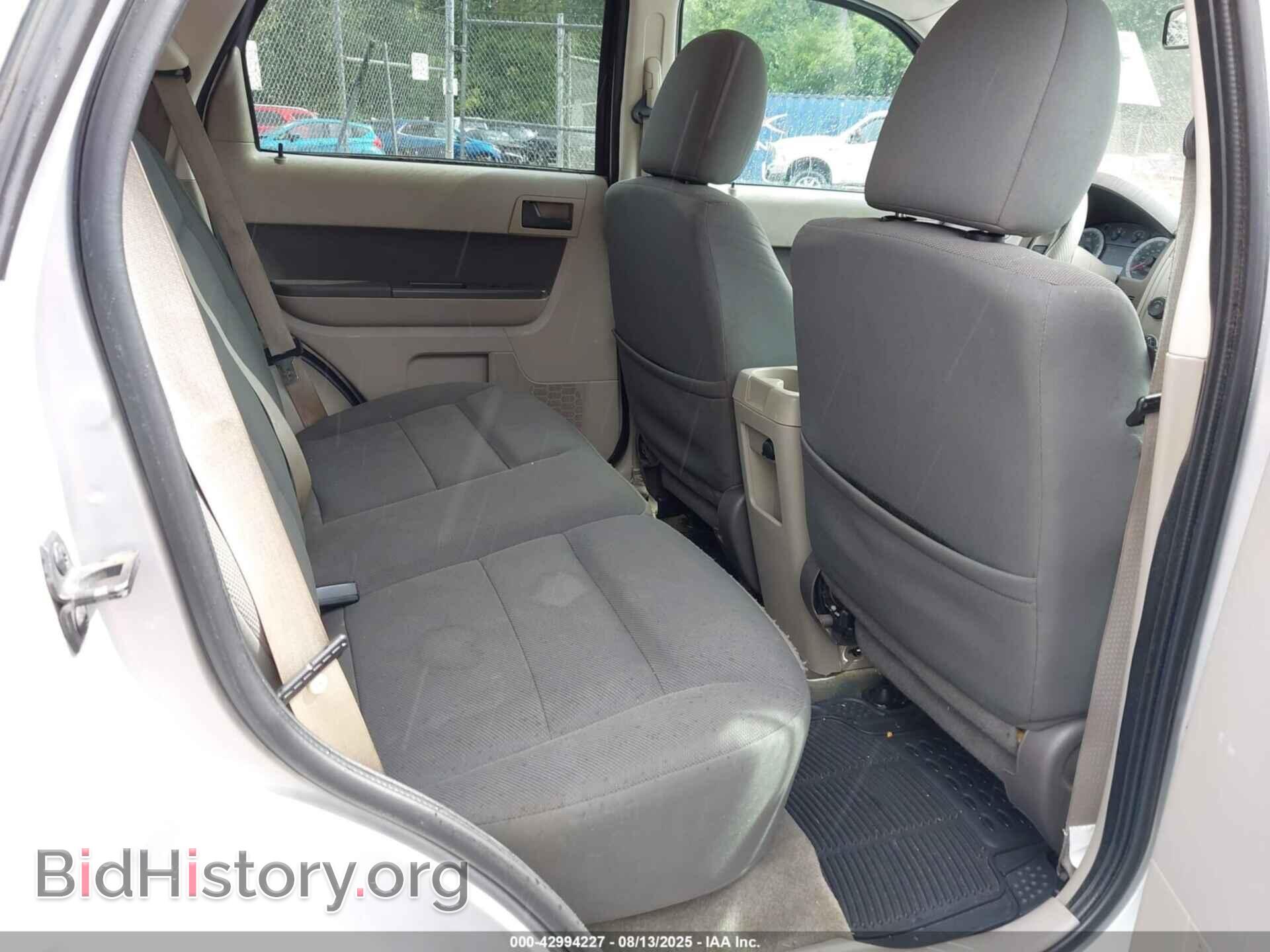 2009 FORD ESCAPE - VIN: 1FMCU93G29KB61560 - Фото 8