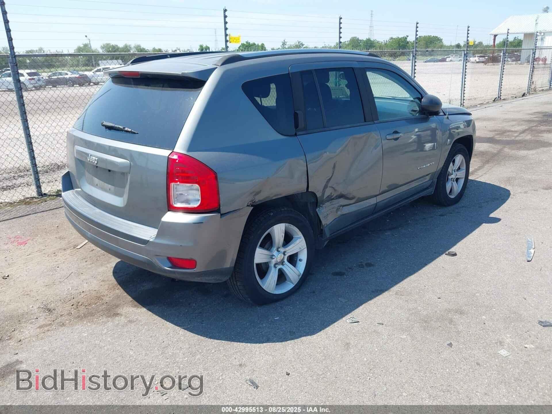2011 JEEP COMPASS - VIN: 1J4NT1FA9BD245856 - Photo 4