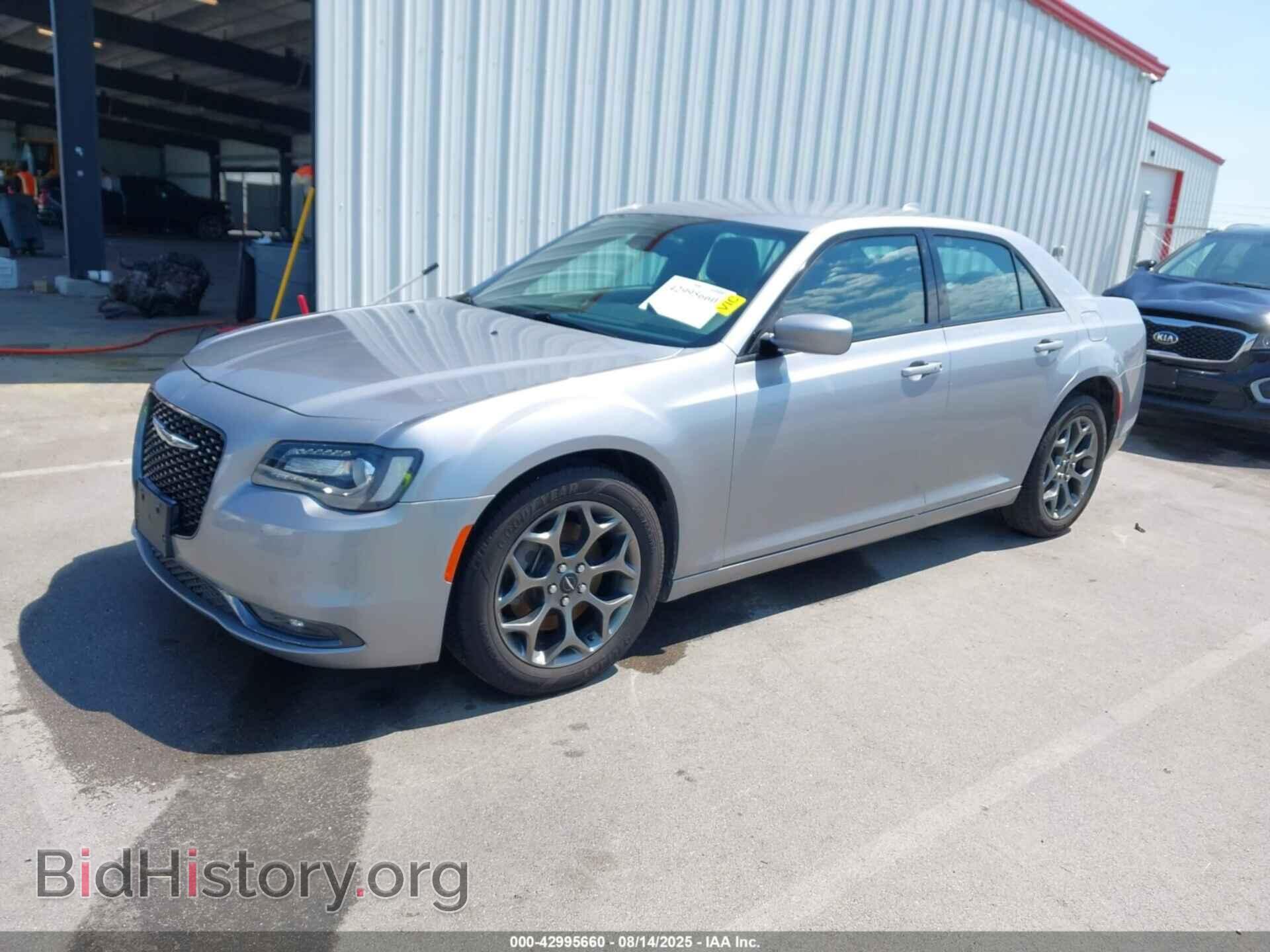 2016 CHRYSLER 300 - VIN: 2C3CCAGG5GH234268 - Фото 2
