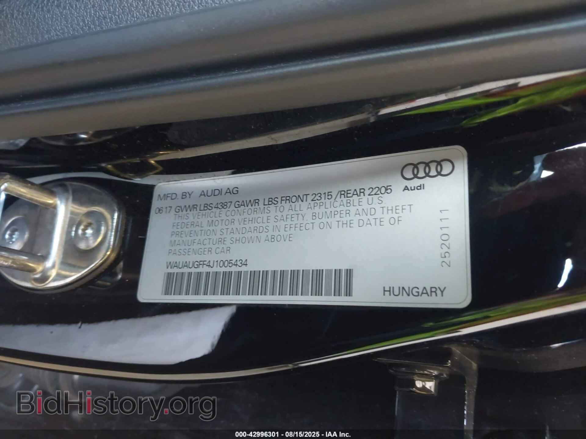 2018 AUDI A3 - VIN: WAUAUGFF4J1005434 - Фото 9