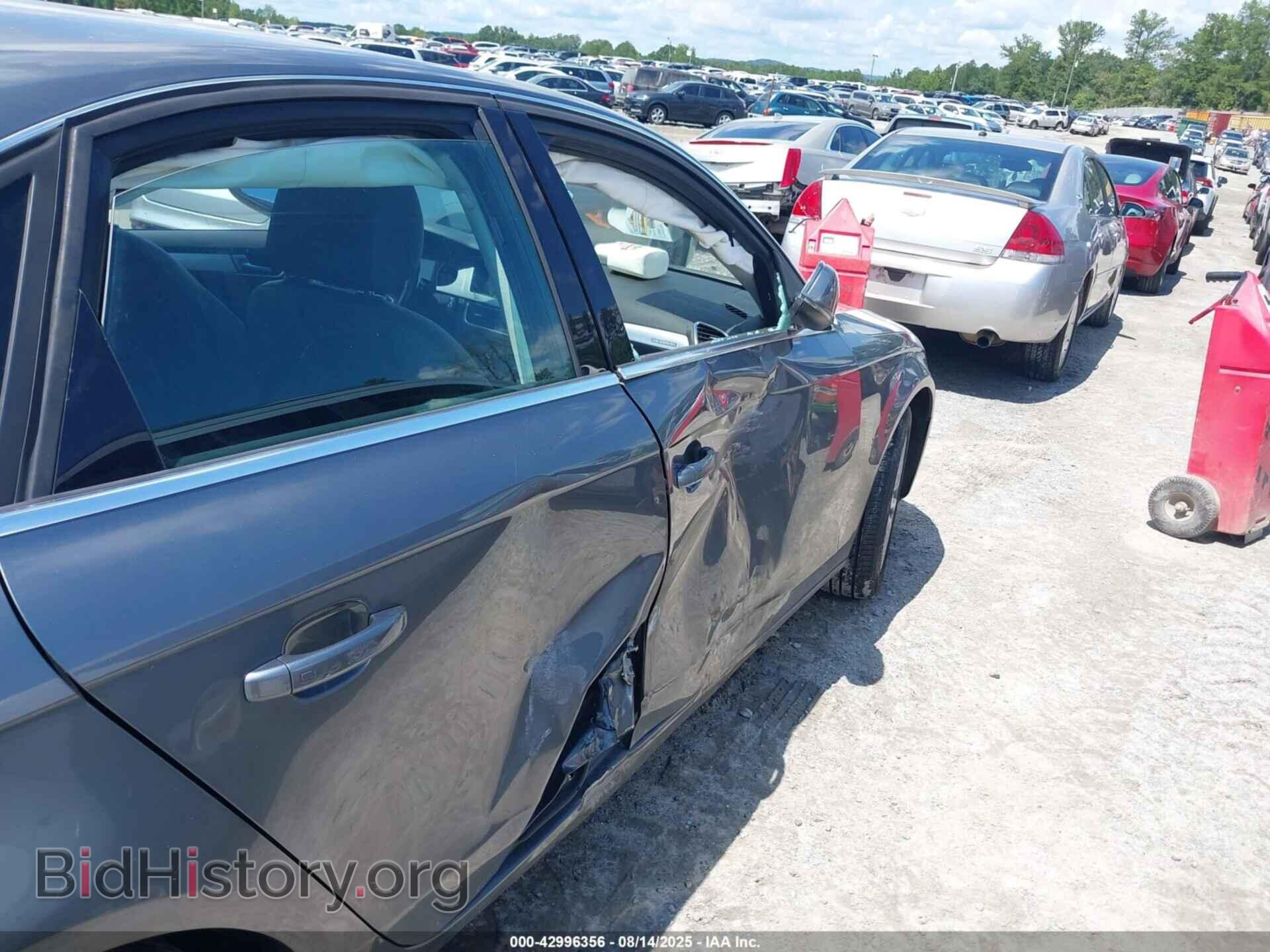 2012 AUDI A4 - VIN: WAUBFAFL8CA111650 - Фото 6