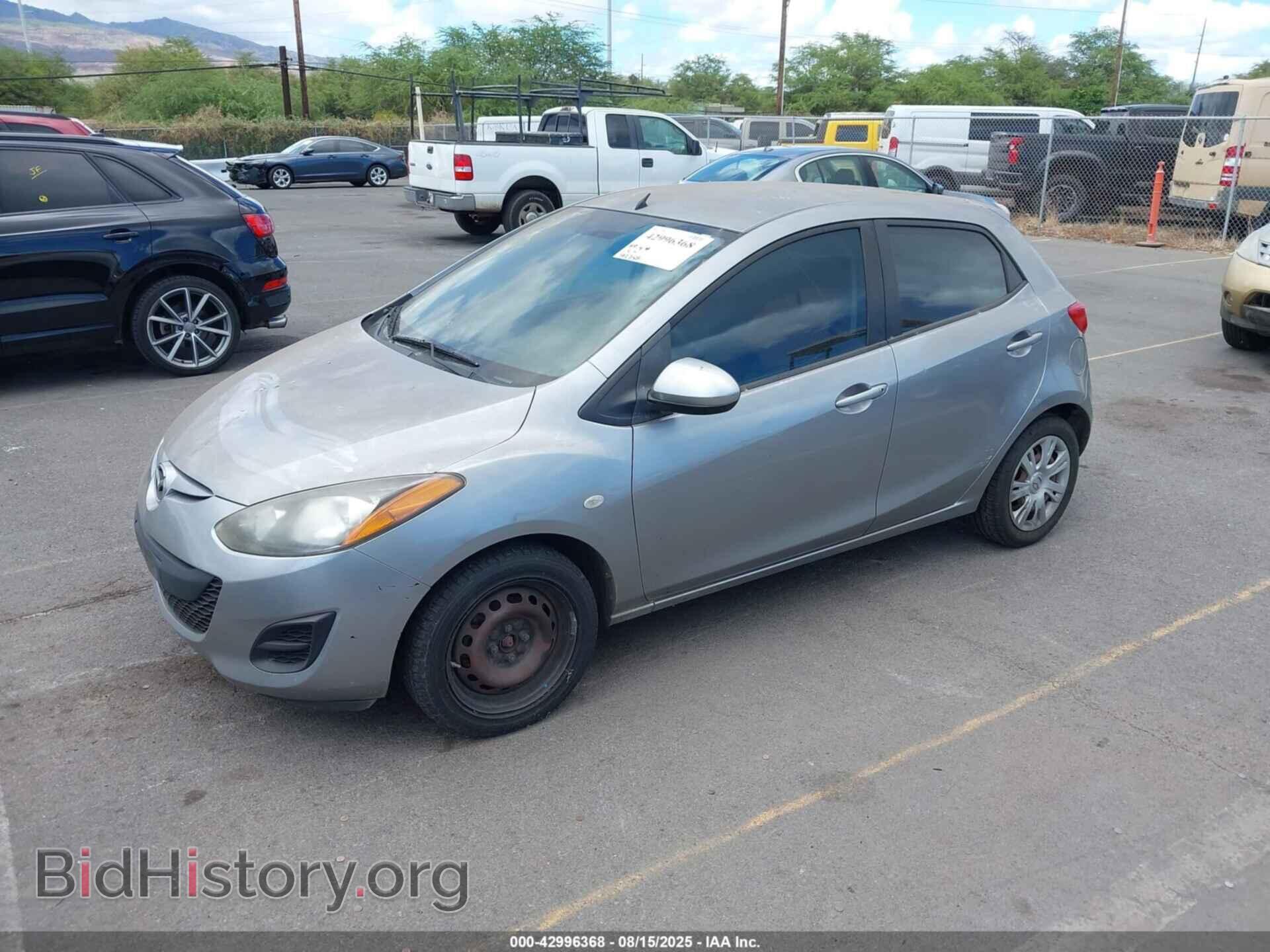 2013 MAZDA MAZDA2 - VIN: JM1DE1KY2D0163802 - Фото 2