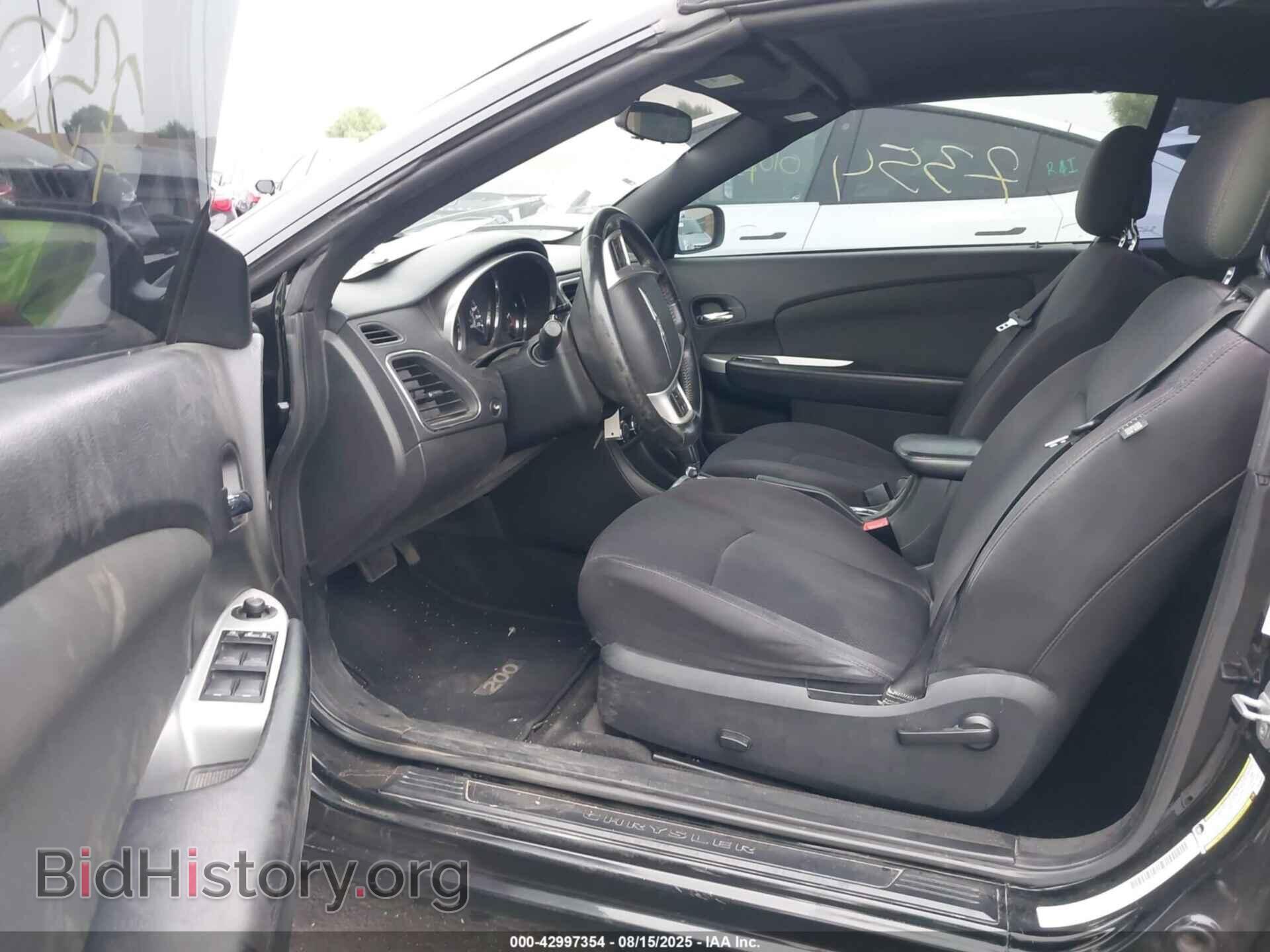 2012 CHRYSLER 200 - VIN: 1C3BCBEB7CN218910 - Фото 5