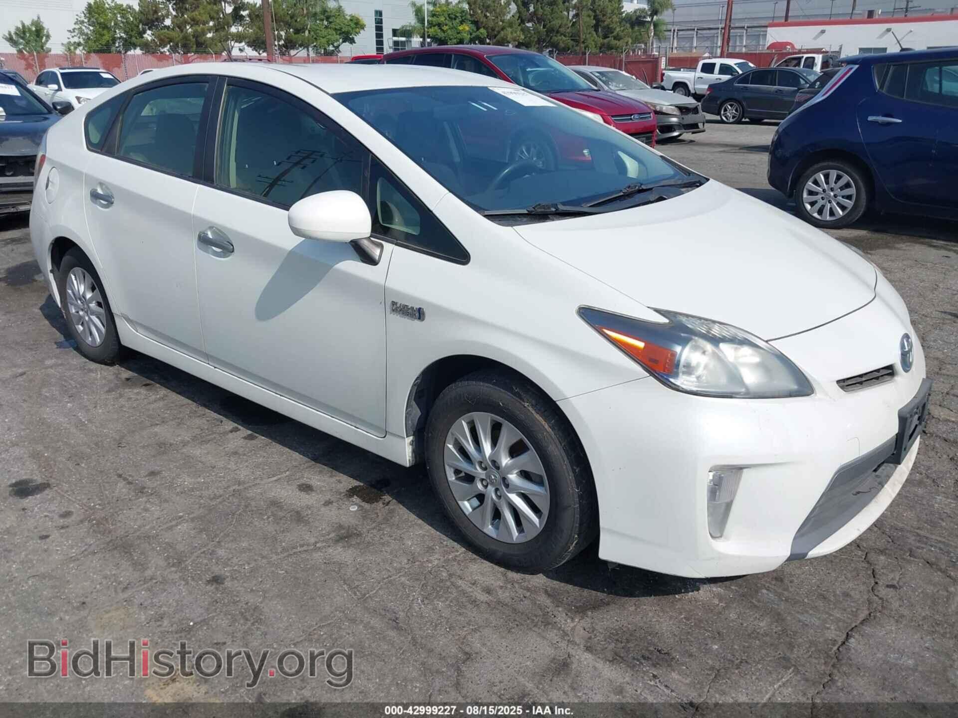 Фотография JTDKN3DP2C3001950 - TOYOTA PRIUS PLUG-IN 2012