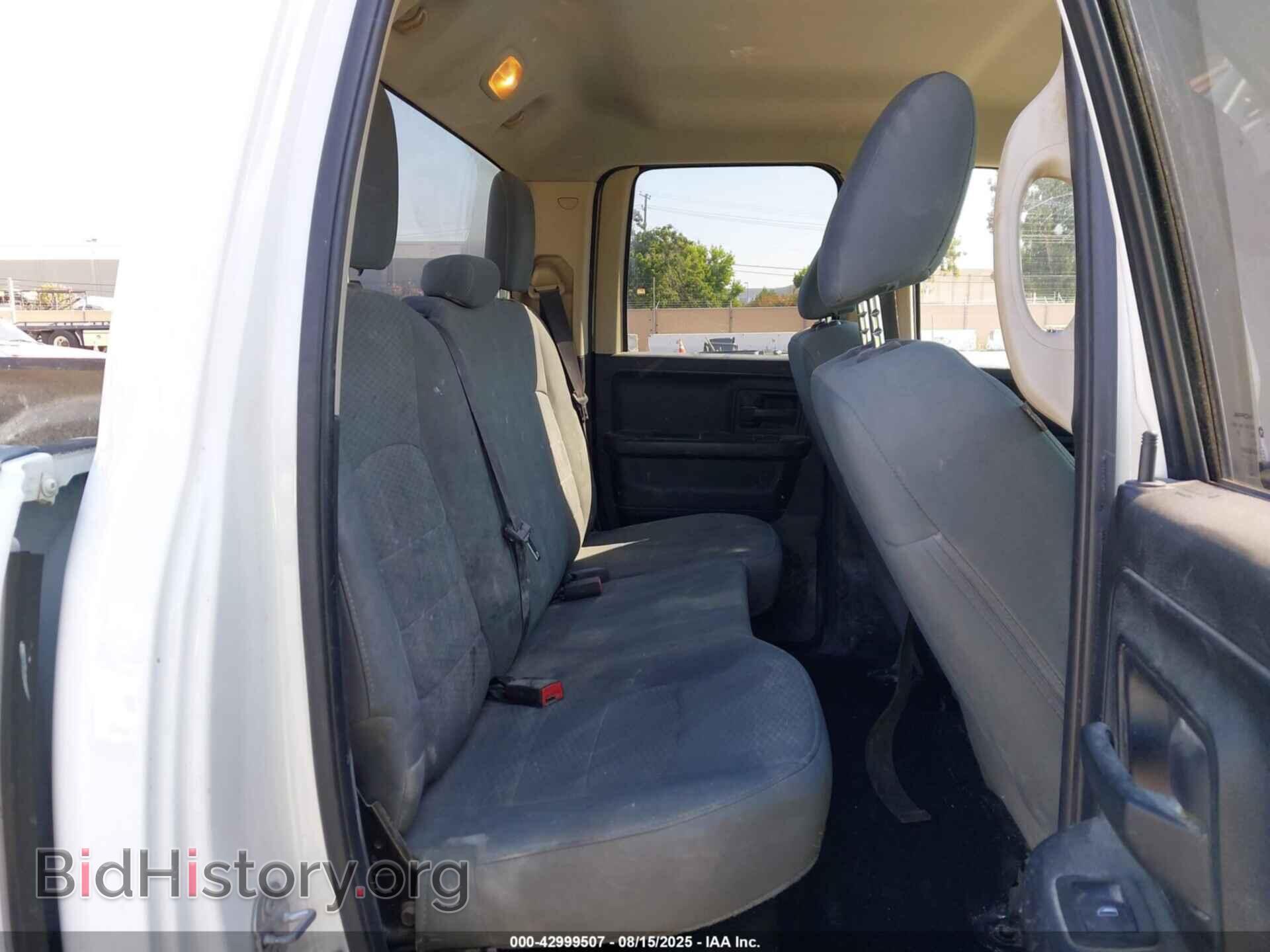 2018 RAM 1500 - VIN: 1C6RR7FM2JS228000 - Фото 8