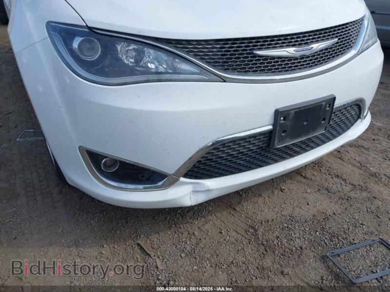 2020 Chrysler PACIFICA (VIN 2C4RC1GG0LR289267) — photo 6 of 17