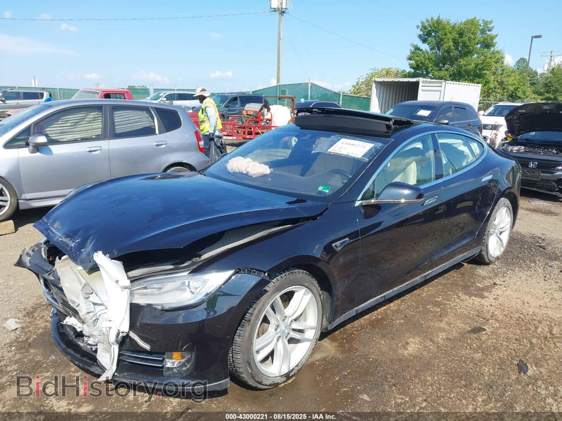 2015 TESLA MODEL S - VIN: 5YJSA1E2XFF108268 - Photo 2