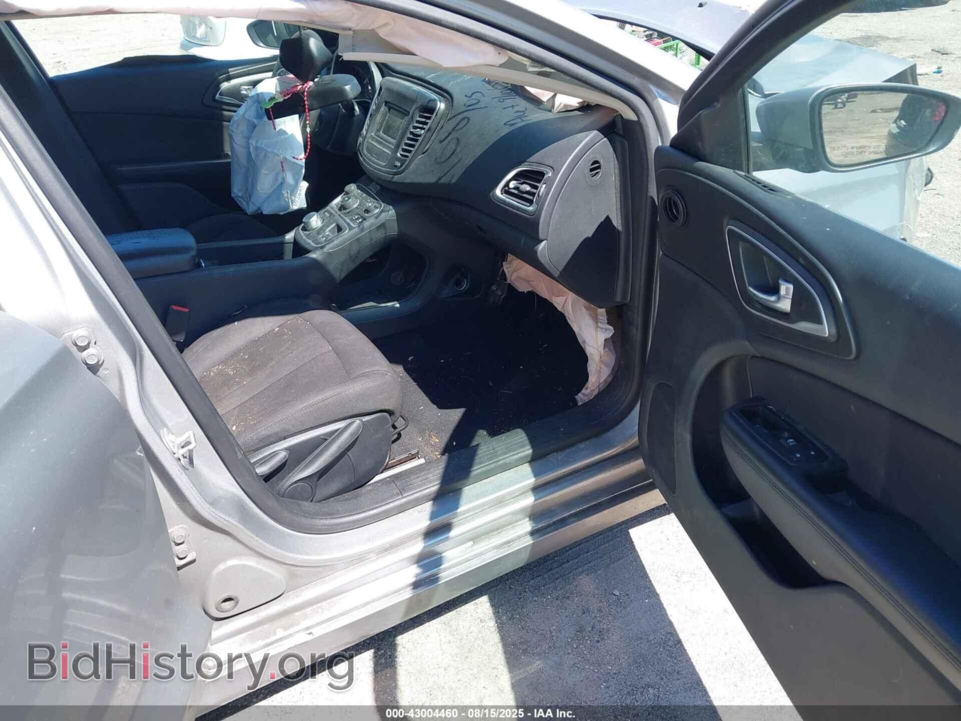 2015 CHRYSLER 200 - VIN: 1C3CCCAB1FN611533 - Фото 5