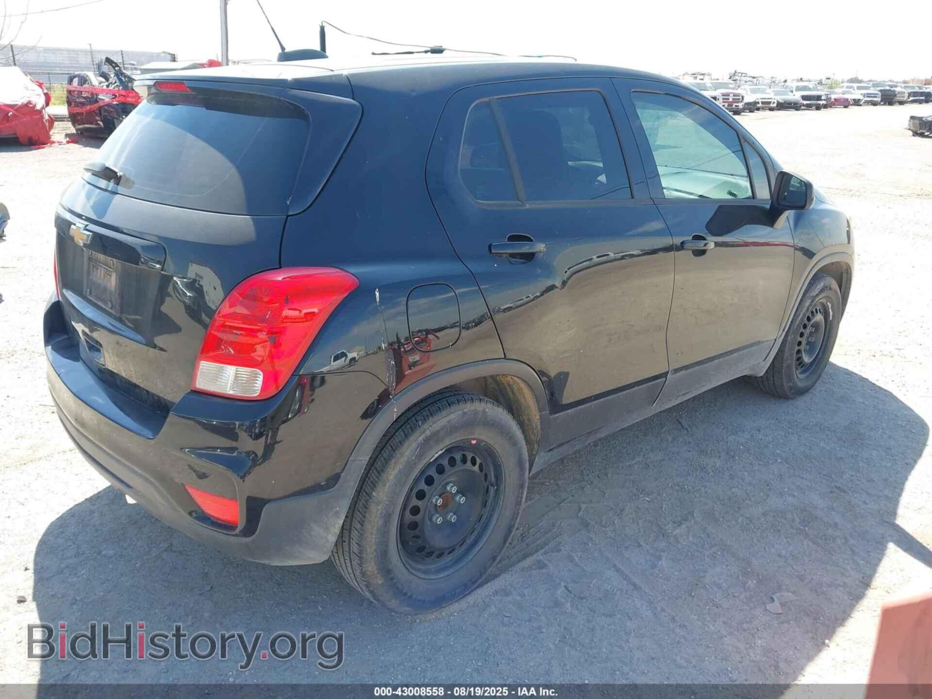 2019 CHEVROLET TRAX - VIN: 3GNCJKSB3KL153473 - Фото 4