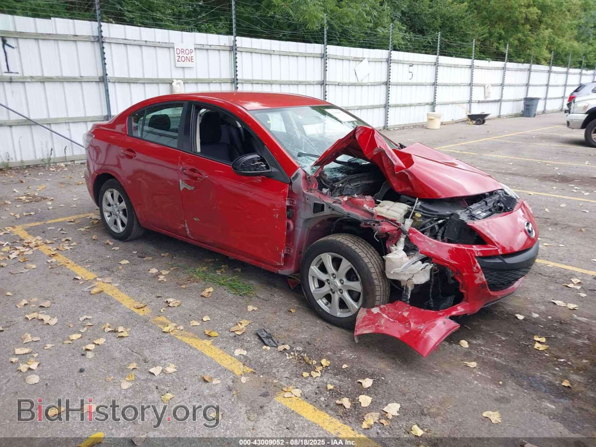 Фотография JM1BL1VG5B1478889 - MAZDA MAZDA3 2011