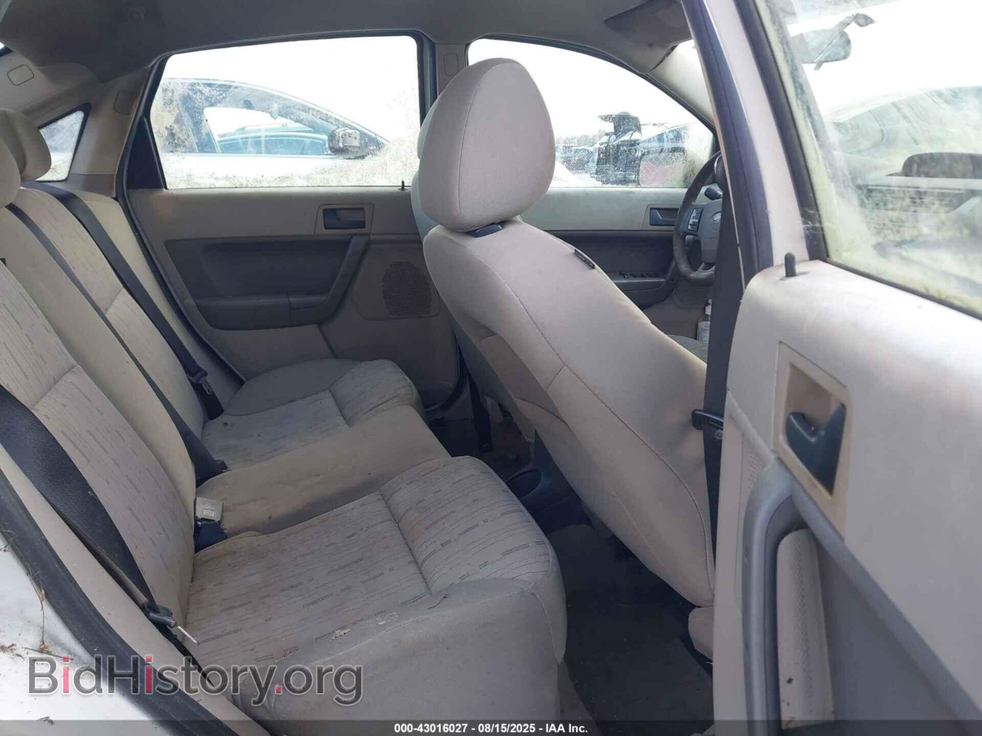 2011 FORD FOCUS - VIN: 1FAHP3FN6BW120233 - Фото 8
